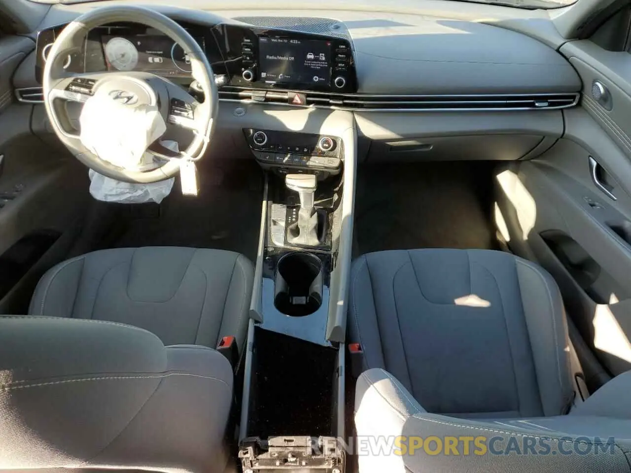 8 Фотография поврежденного автомобиля 5NPLS4AG4NH062442 HYUNDAI ELANTRA 2022