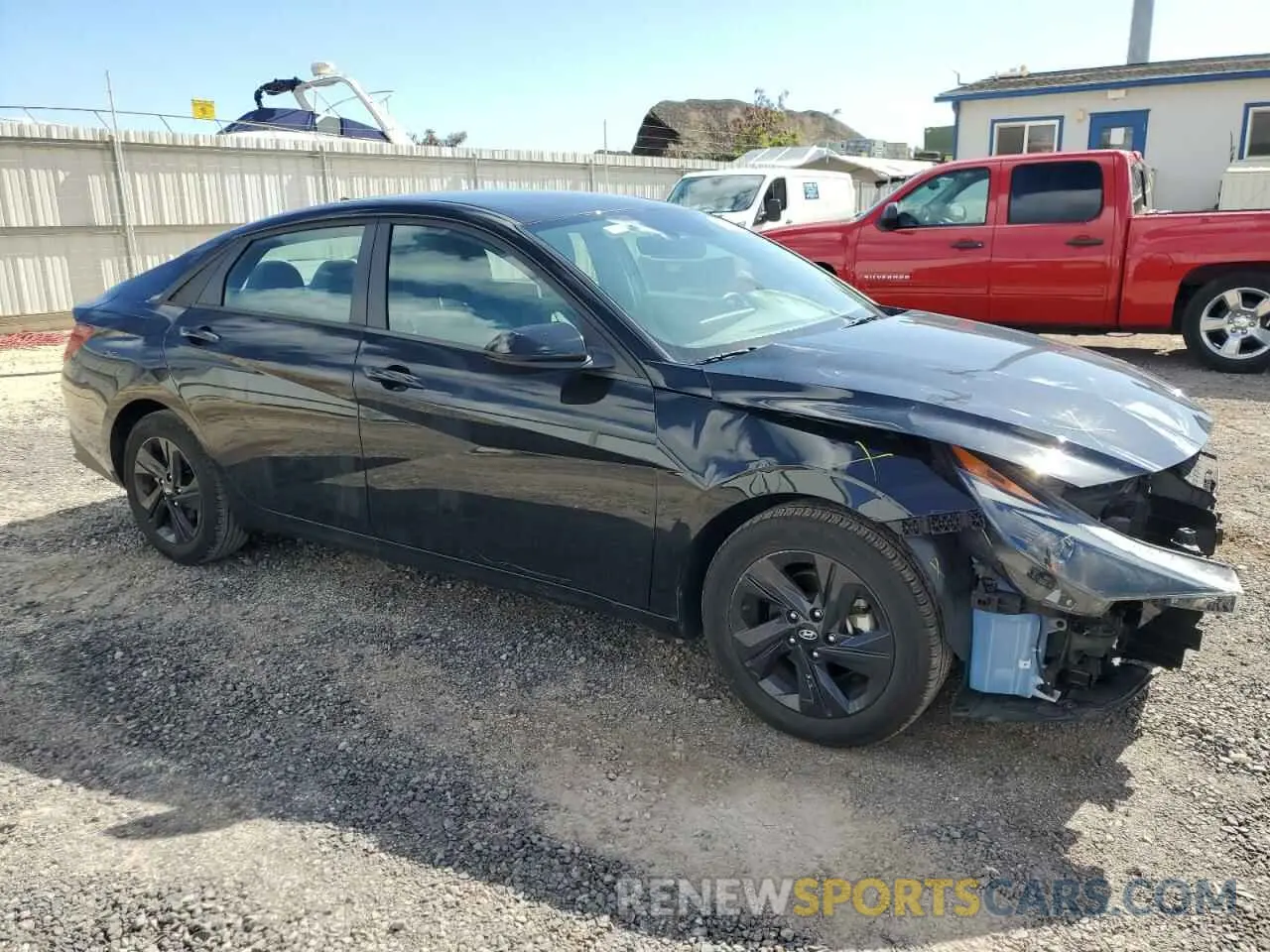 4 Photograph of a damaged car 5NPLS4AG4NH085722 HYUNDAI ELANTRA 2022