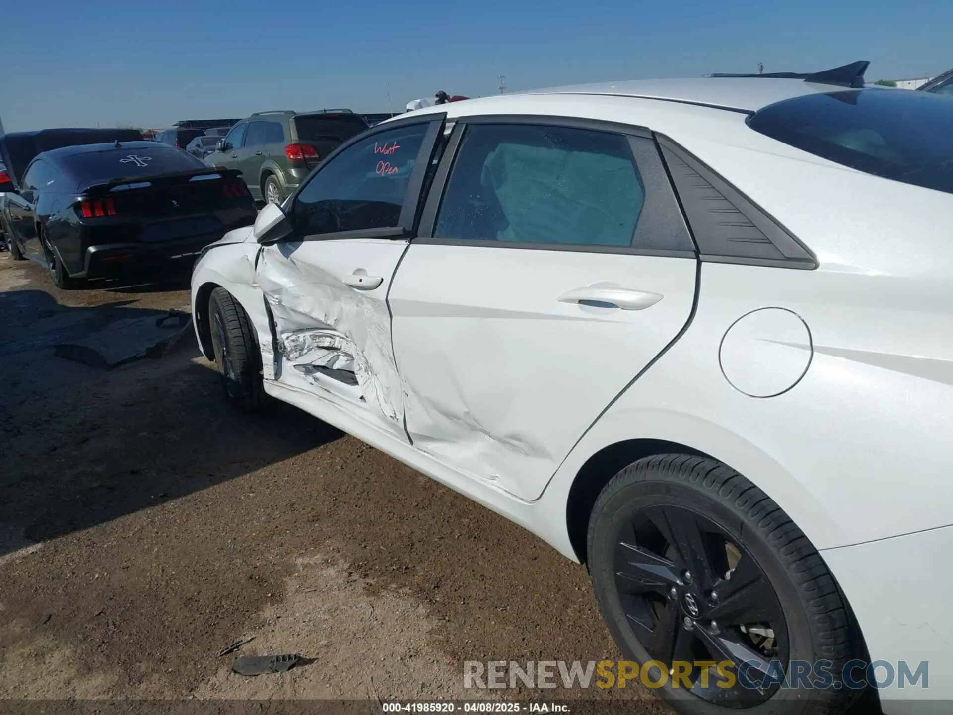6 Фотография поврежденного автомобиля 5NPLS4AG5NH060635 HYUNDAI ELANTRA 2022