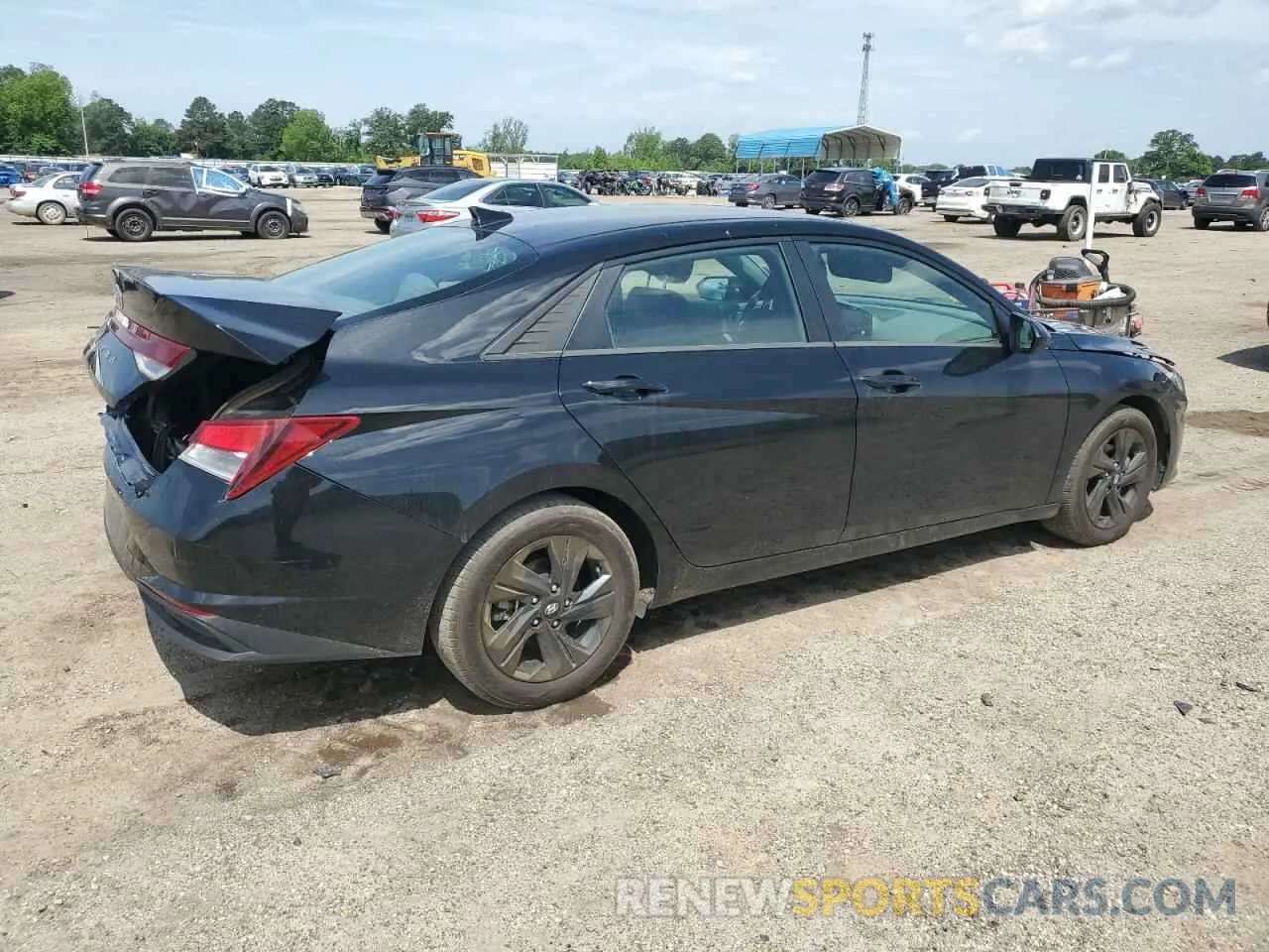 3 Photograph of a damaged car 5NPLS4AG5NH081727 HYUNDAI ELANTRA 2022