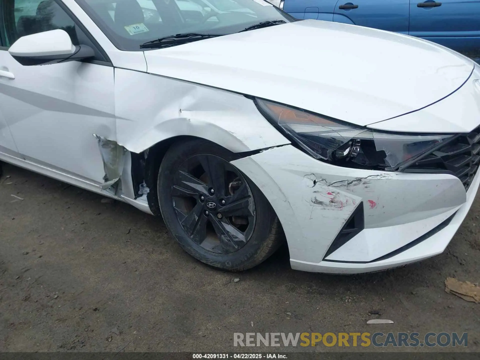 6 Photograph of a damaged car 5NPLS4AG6NH057761 HYUNDAI ELANTRA 2022