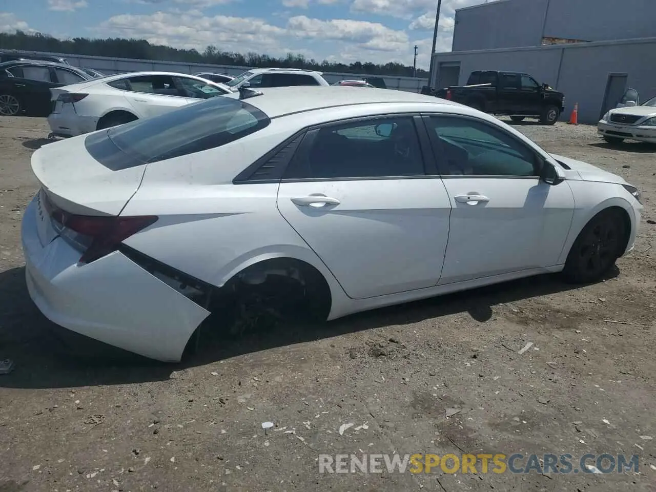 3 Photograph of a damaged car 5NPLS4AG6NH064760 HYUNDAI ELANTRA 2022