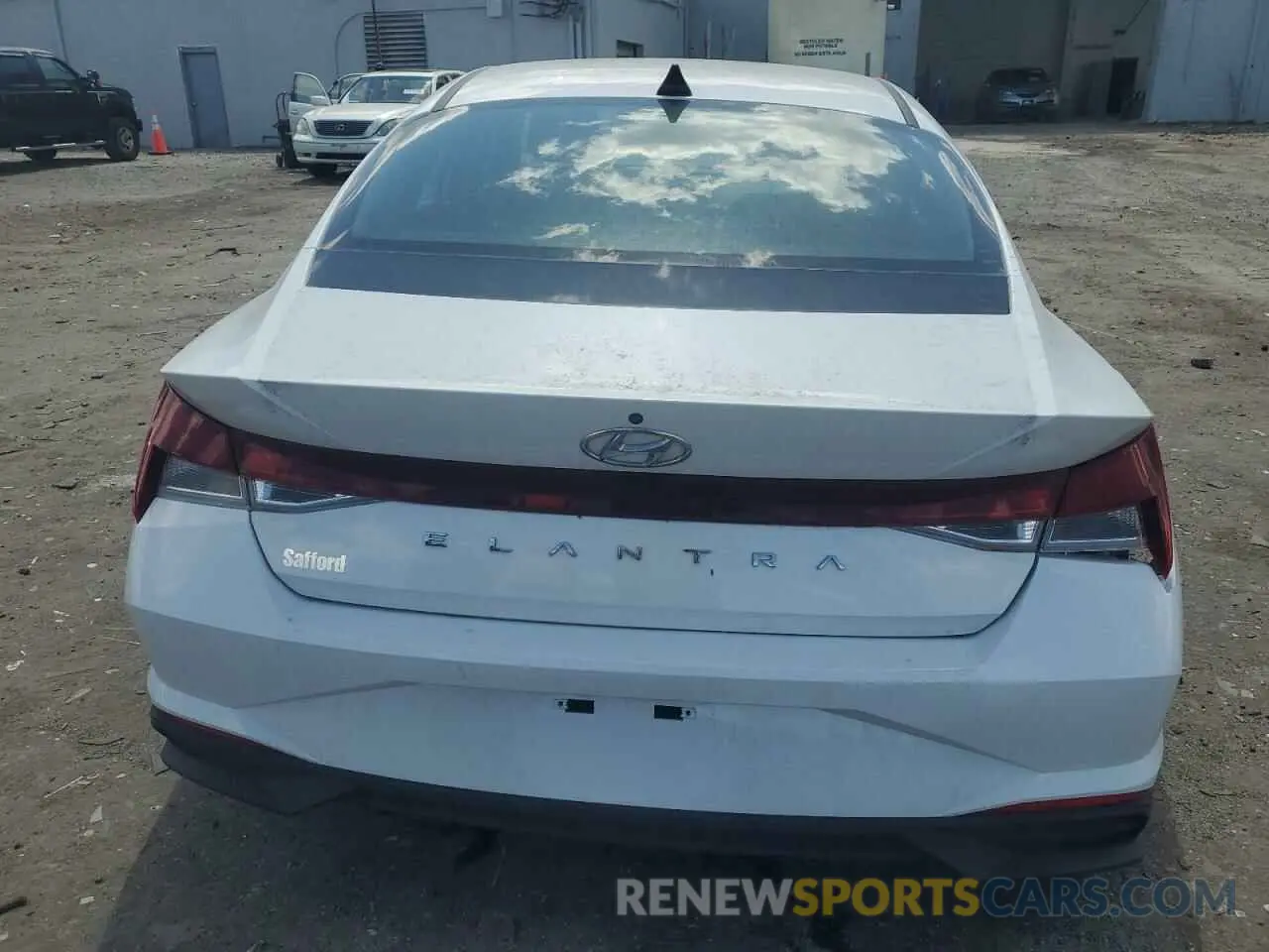 6 Photograph of a damaged car 5NPLS4AG6NH064760 HYUNDAI ELANTRA 2022