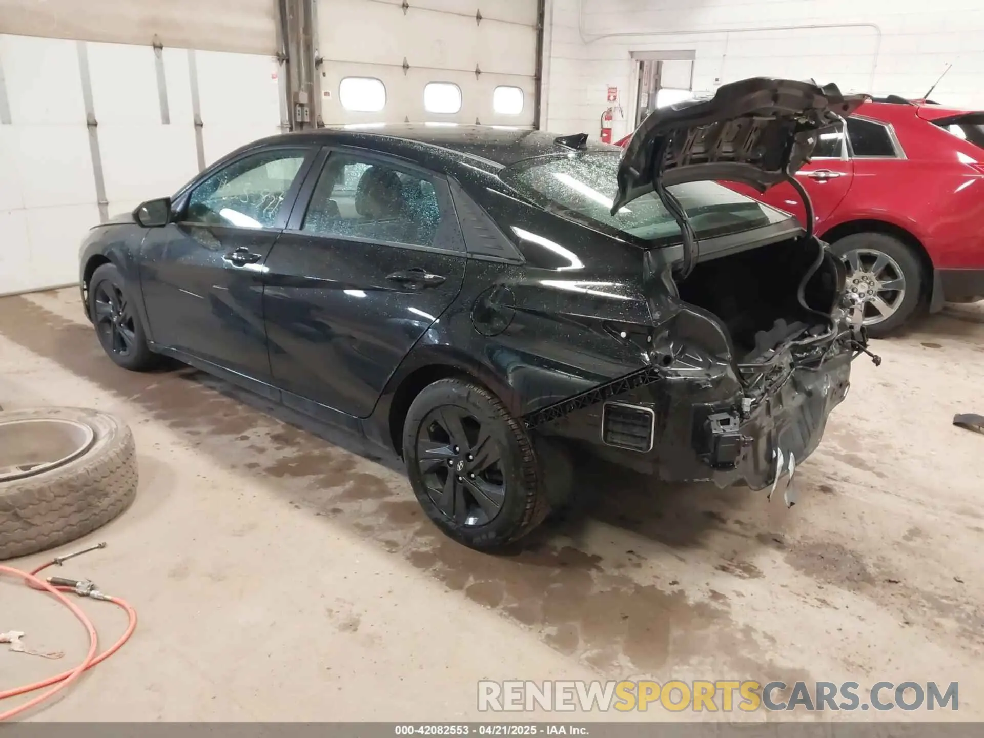 3 Photograph of a damaged car 5NPLS4AG8NH071158 HYUNDAI ELANTRA 2022