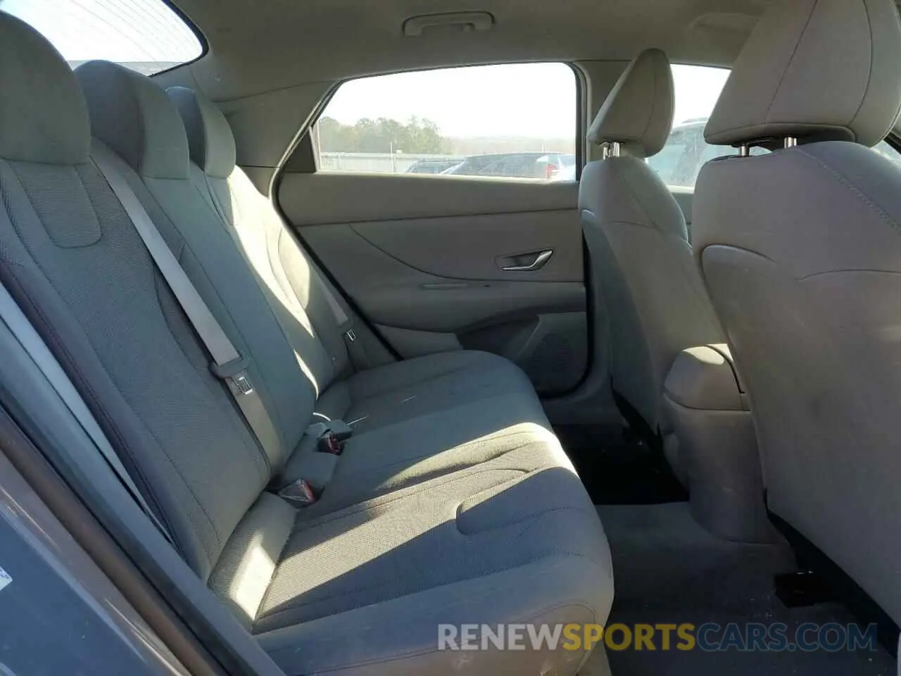 10 Фотография поврежденного автомобиля KMHLL4AG5NU332695 HYUNDAI ELANTRA 2022