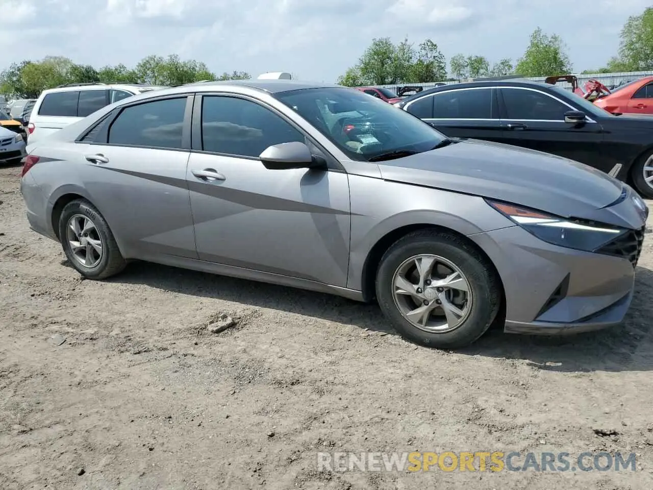 4 Photograph of a damaged car KMHLL4AG5NU336620 HYUNDAI ELANTRA 2022
