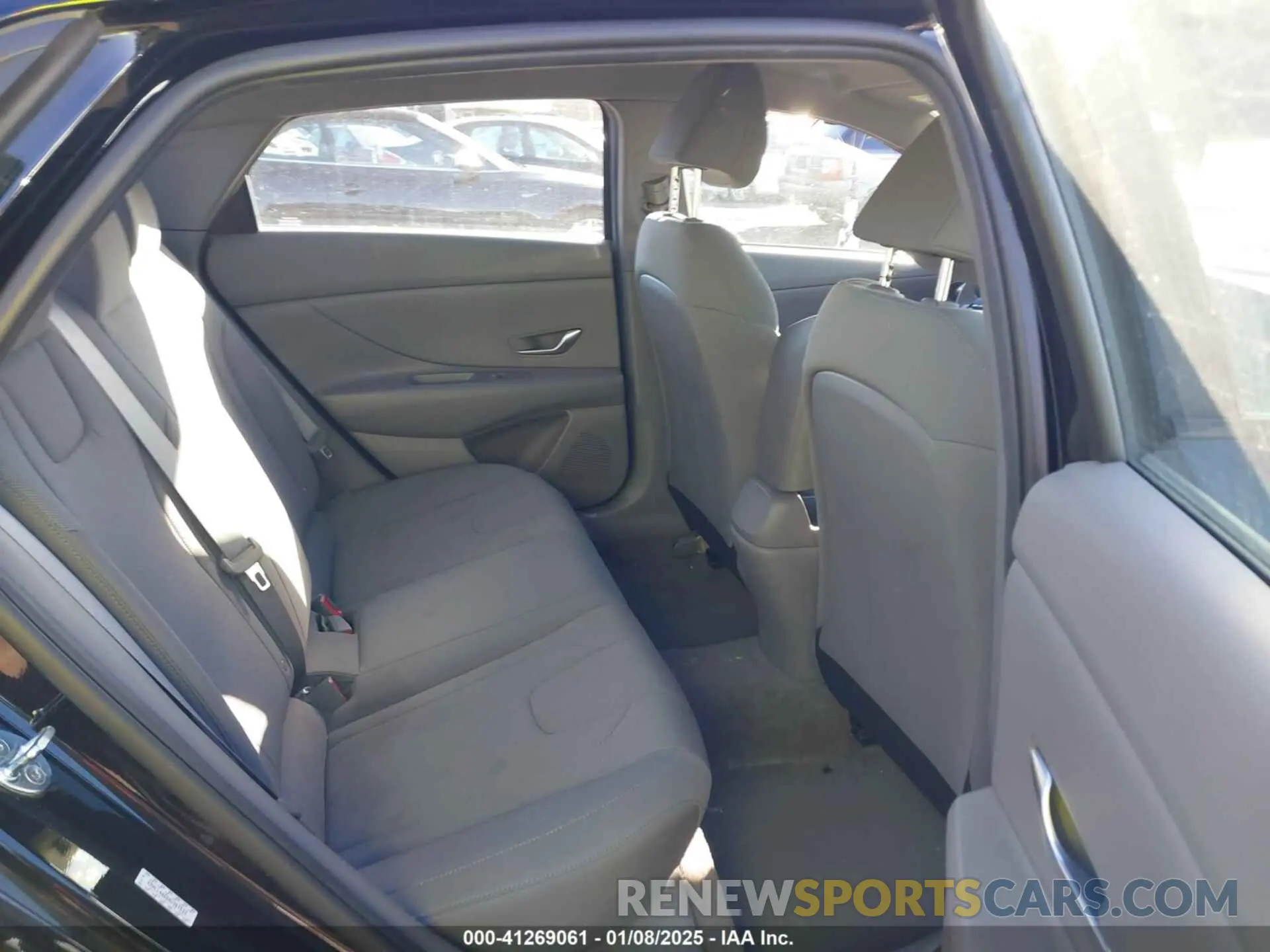 8 Photograph of a damaged car KMHLL4AG5NU357533 HYUNDAI ELANTRA 2022