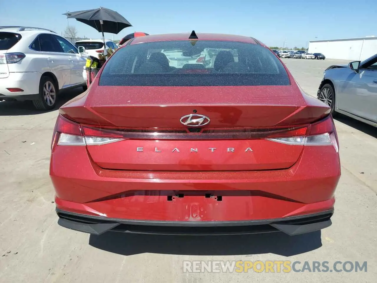 6 Photograph of a damaged car KMHLM4AG0NU327207 HYUNDAI ELANTRA 2022