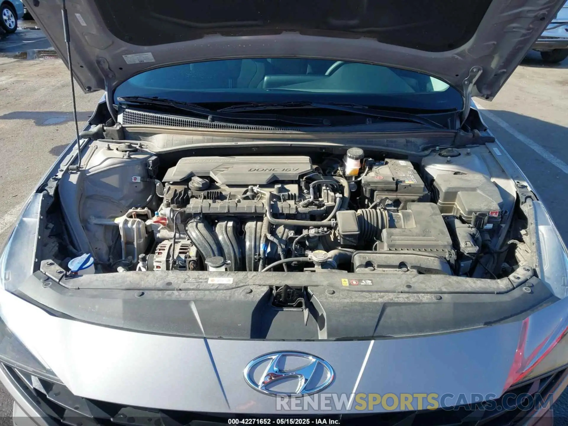 10 Photograph of a damaged car KMHLM4AG1NU292659 HYUNDAI ELANTRA 2022