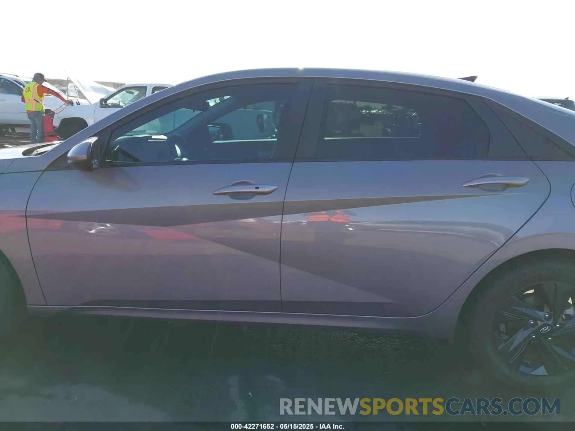 14 Photograph of a damaged car KMHLM4AG1NU292659 HYUNDAI ELANTRA 2022