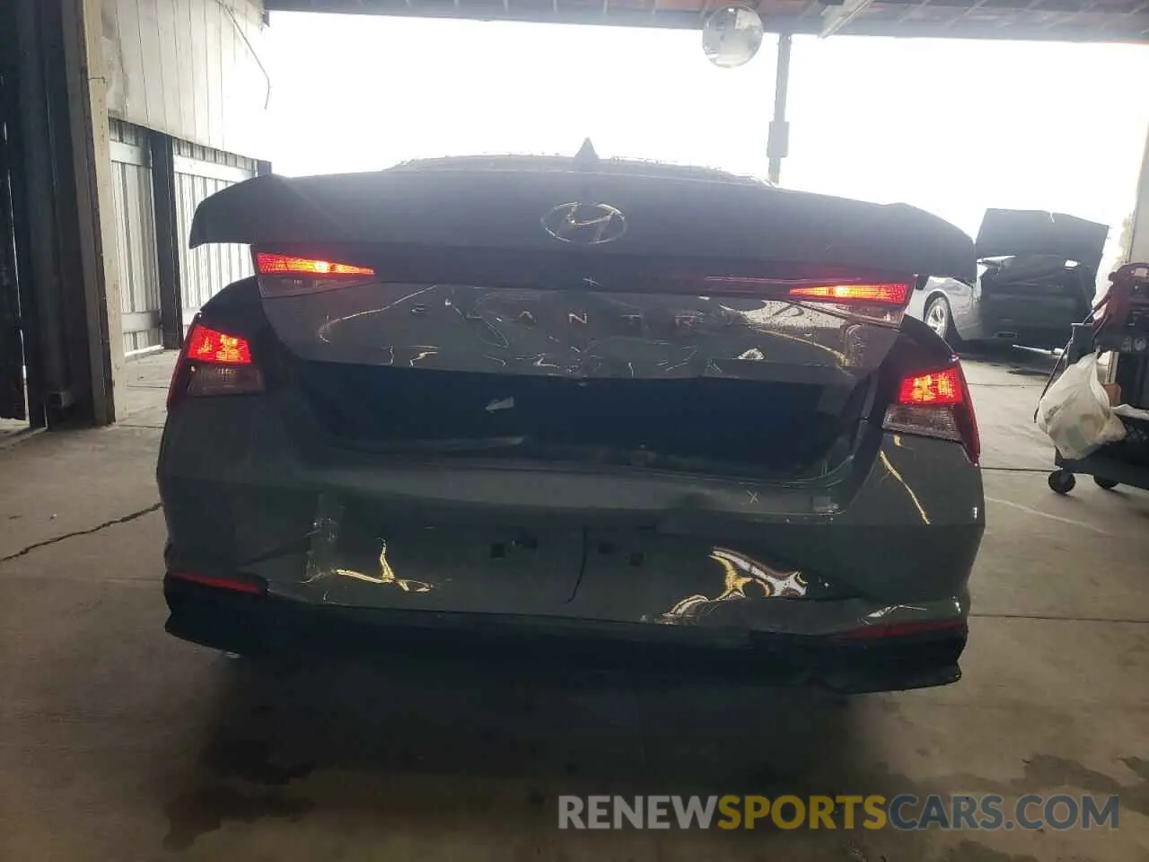 6 Фотография поврежденного автомобиля KMHLM4AG1NU348115 HYUNDAI ELANTRA 2022