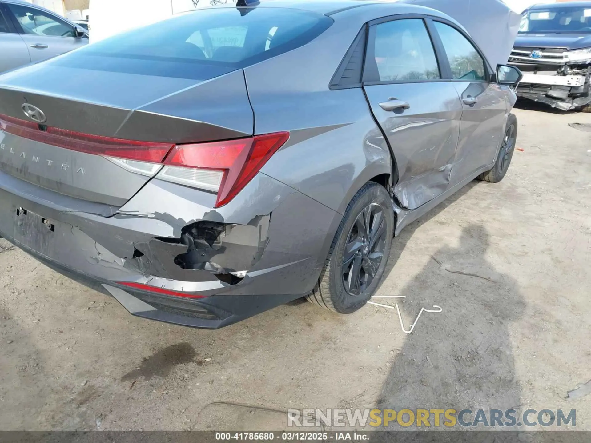 6 Фотография поврежденного автомобиля KMHLM4AG2NU286496 HYUNDAI ELANTRA 2022