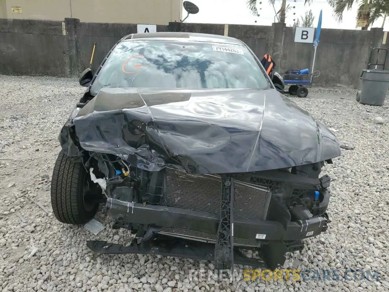 5 Photograph of a damaged car KMHLM4AG3NU322034 HYUNDAI ELANTRA 2022