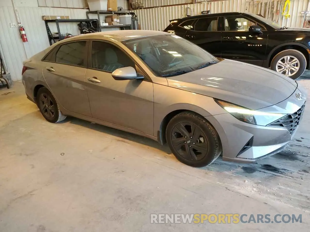 4 Photograph of a damaged car KMHLM4AG3NU330330 HYUNDAI ELANTRA 2022