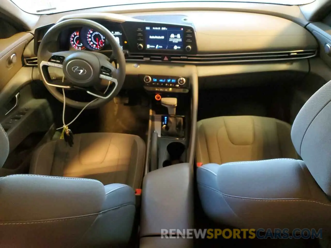 8 Photograph of a damaged car KMHLM4AG3NU330330 HYUNDAI ELANTRA 2022
