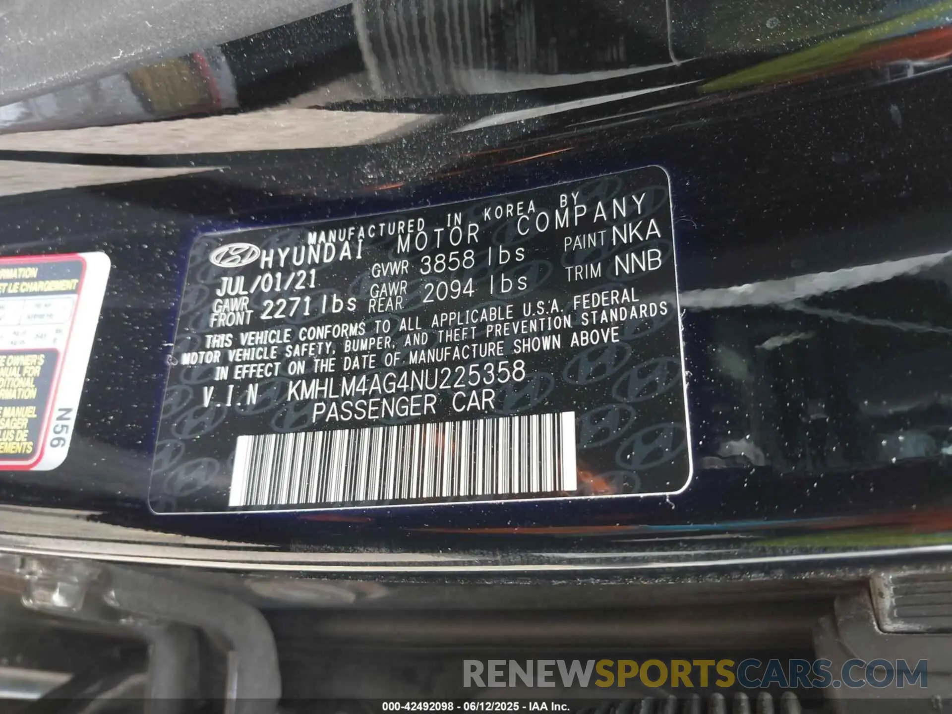 9 Photograph of a damaged car KMHLM4AG4NU225358 HYUNDAI ELANTRA 2022