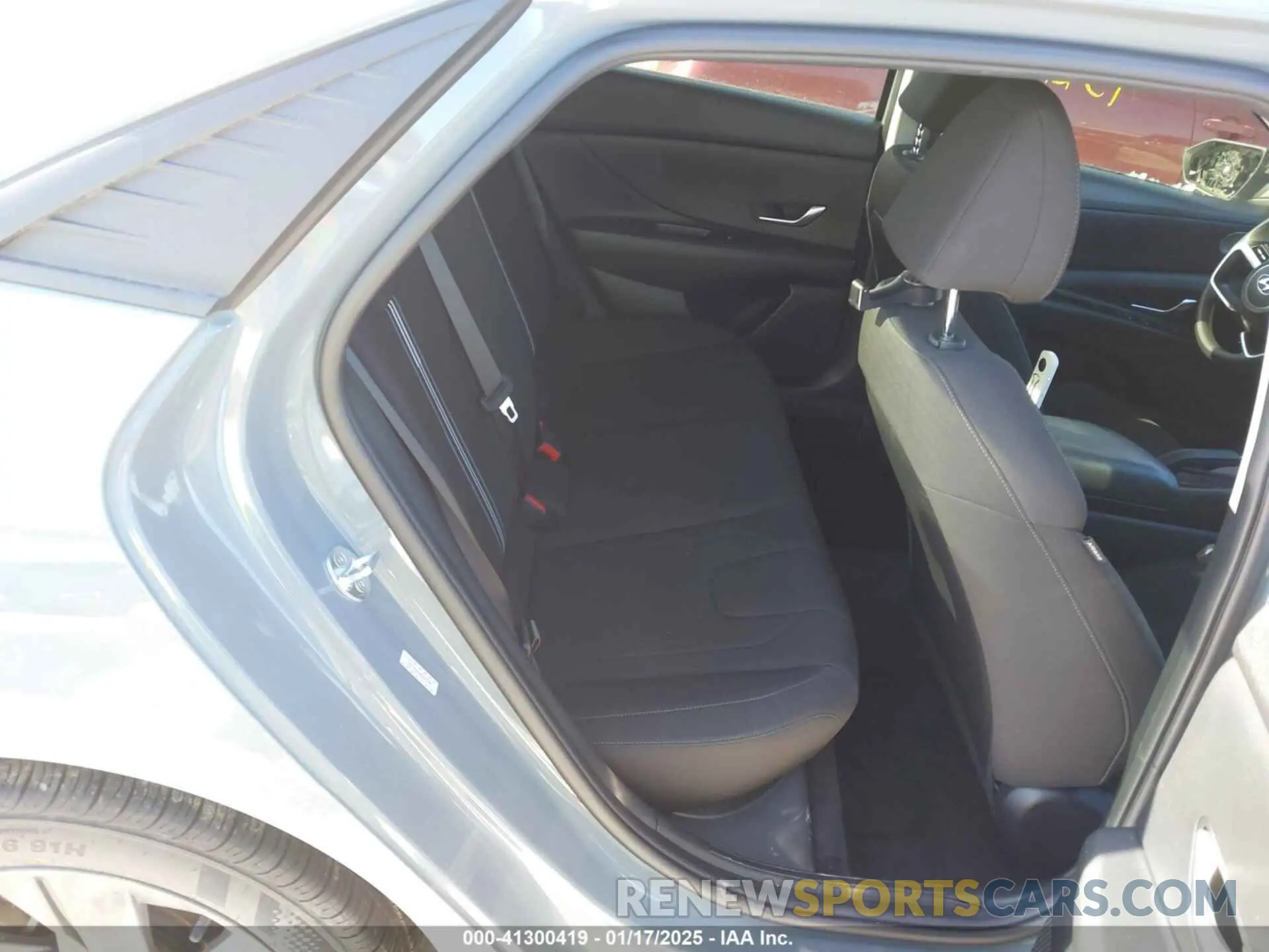 8 Фотография поврежденного автомобиля KMHLM4AG4NU245285 HYUNDAI ELANTRA 2022