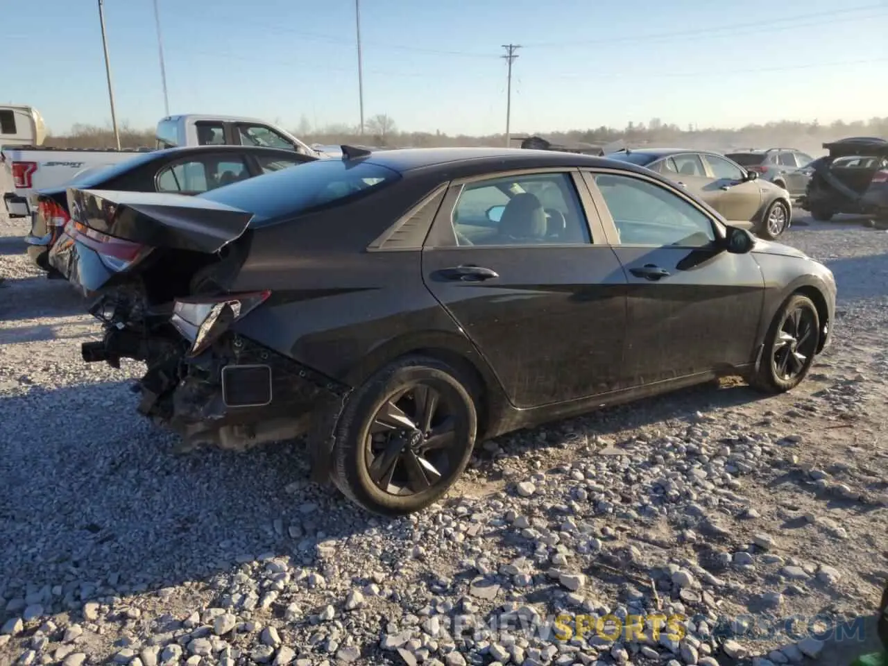 3 Photograph of a damaged car KMHLM4AG4NU312256 HYUNDAI ELANTRA 2022
