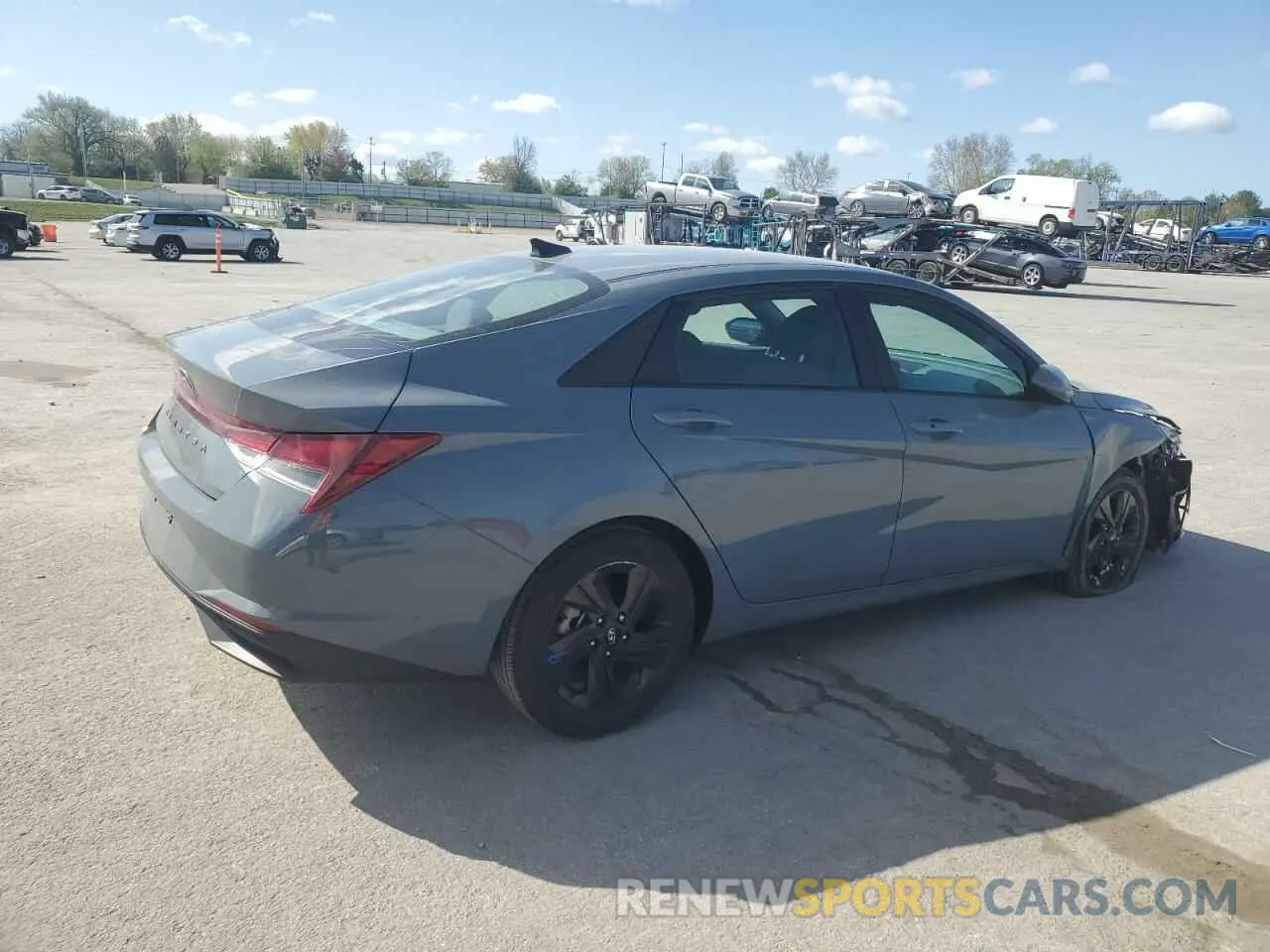 3 Photograph of a damaged car KMHLM4AG4NU338369 HYUNDAI ELANTRA 2022