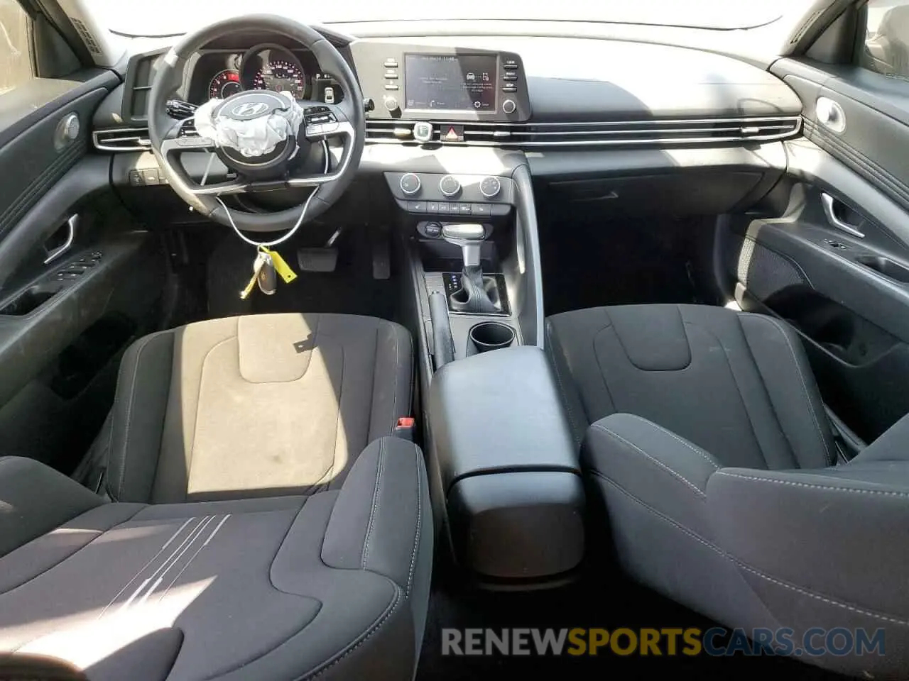 8 Фотография поврежденного автомобиля KMHLM4AG5NU286590 HYUNDAI ELANTRA 2022