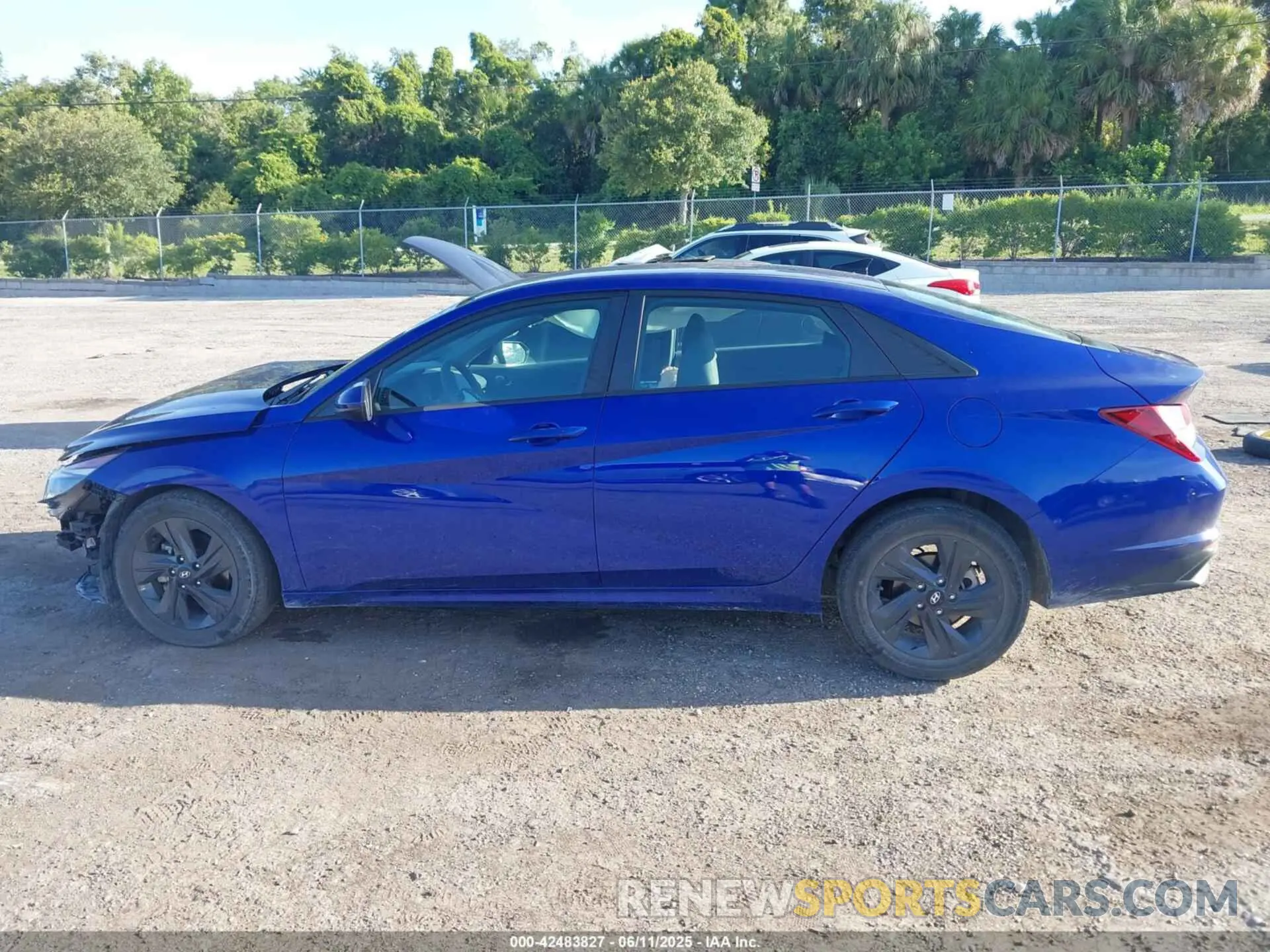 14 Photograph of a damaged car KMHLM4AG5NU296004 HYUNDAI ELANTRA 2022