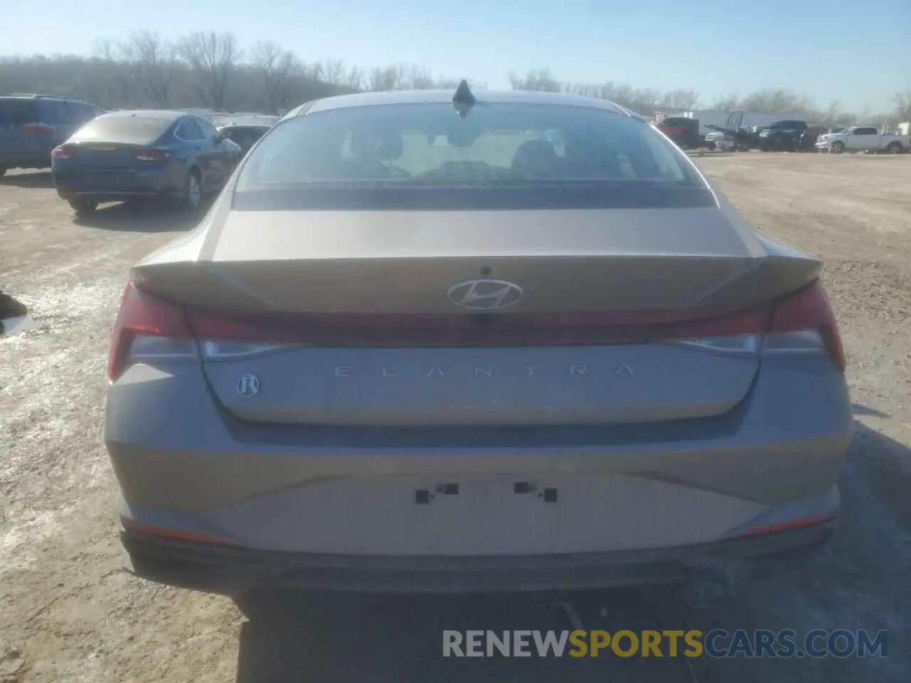 6 Фотография поврежденного автомобиля KMHLM4AG5NU330135 HYUNDAI ELANTRA 2022