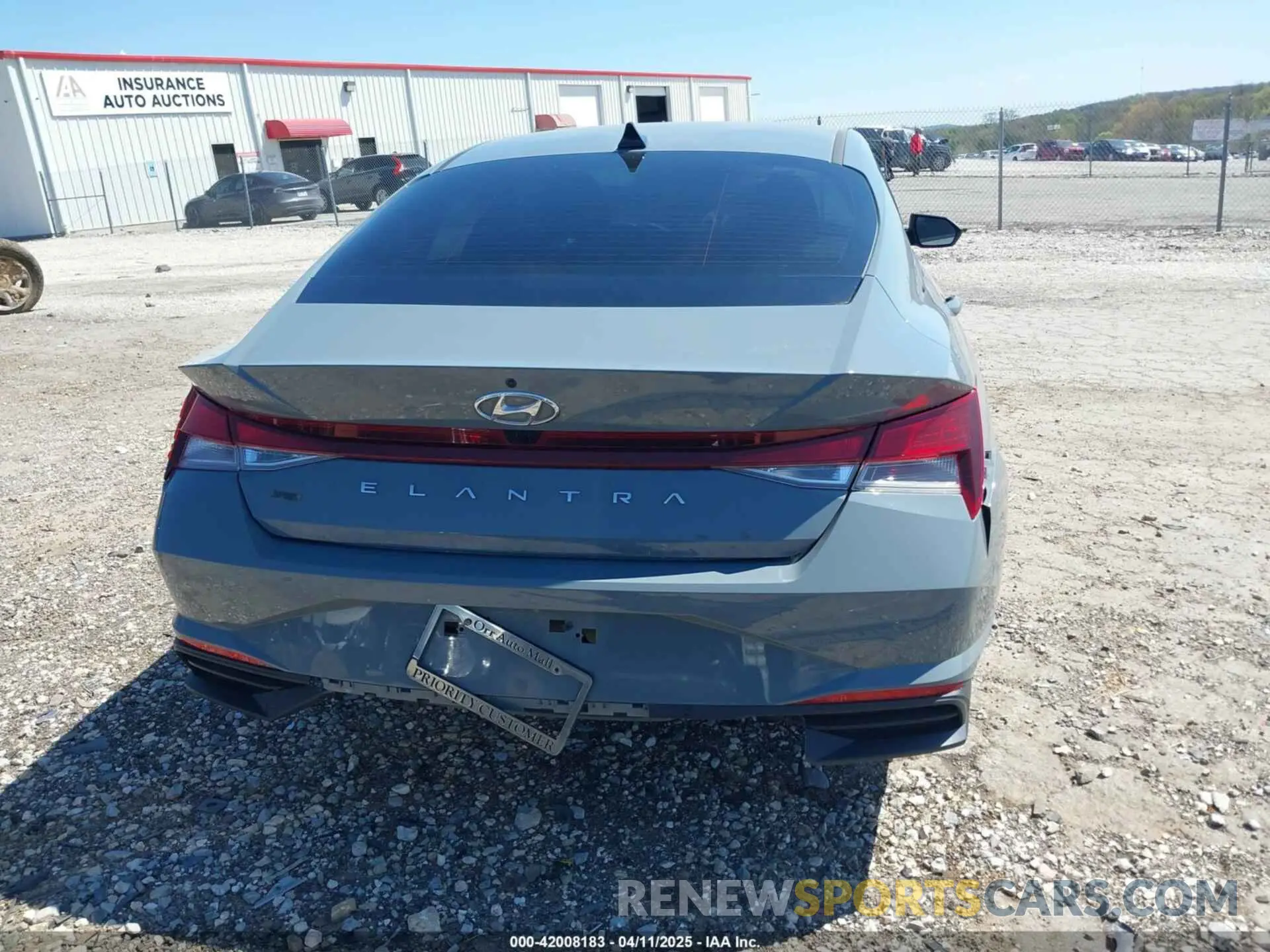 17 Фотография поврежденного автомобиля KMHLM4AG5NU365970 HYUNDAI ELANTRA 2022