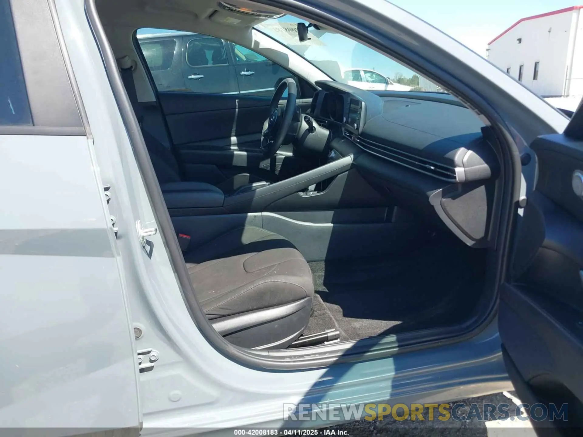 5 Фотография поврежденного автомобиля KMHLM4AG5NU365970 HYUNDAI ELANTRA 2022