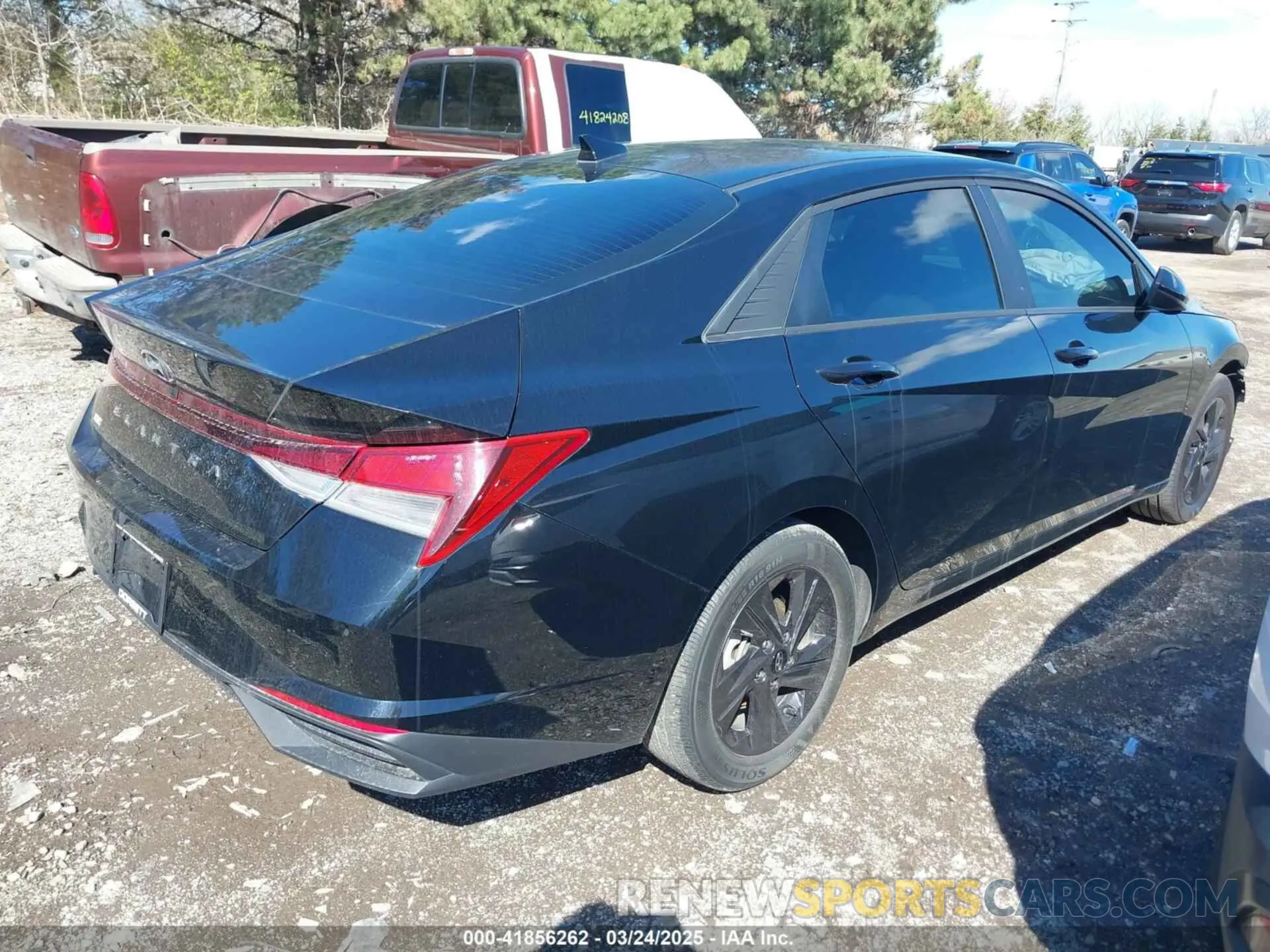 4 Photograph of a damaged car KMHLM4AG6NU245322 HYUNDAI ELANTRA 2022