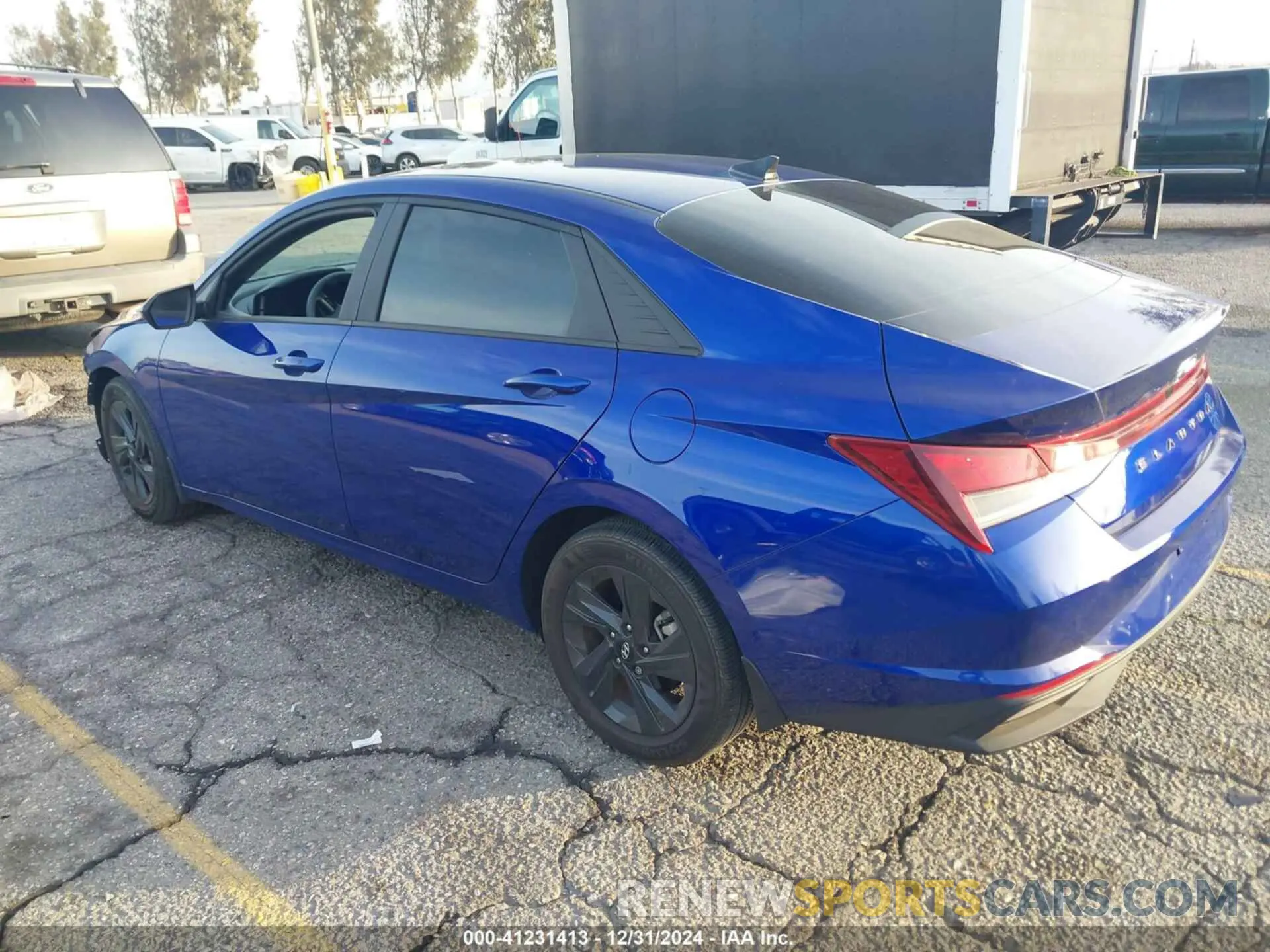 3 Фотография поврежденного автомобиля KMHLM4AG6NU337708 HYUNDAI ELANTRA 2022