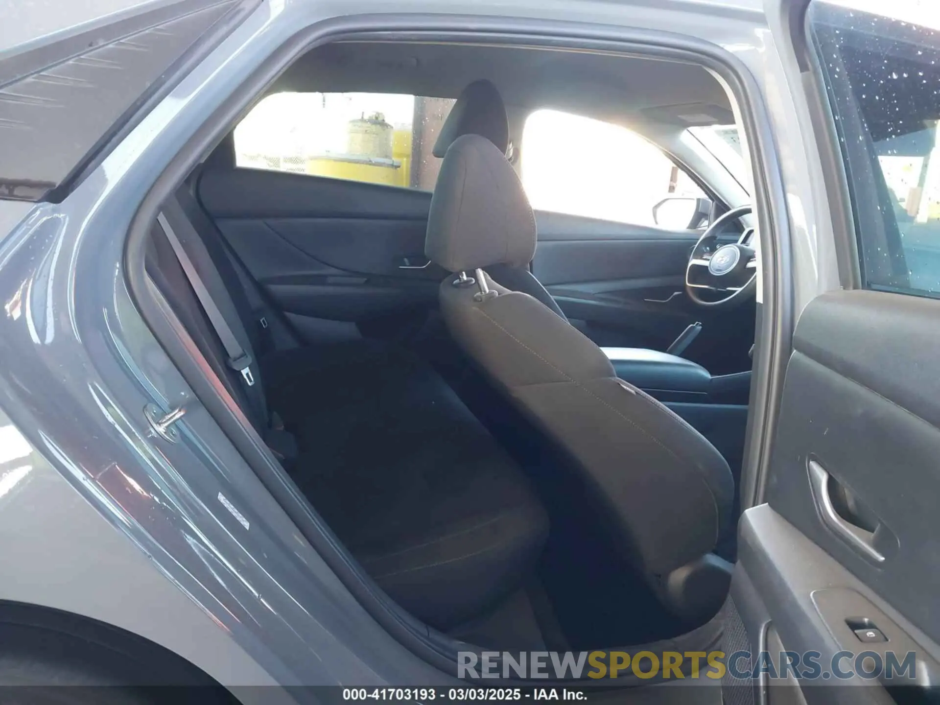 8 Фотография поврежденного автомобиля KMHLM4AG6NU353164 HYUNDAI ELANTRA 2022