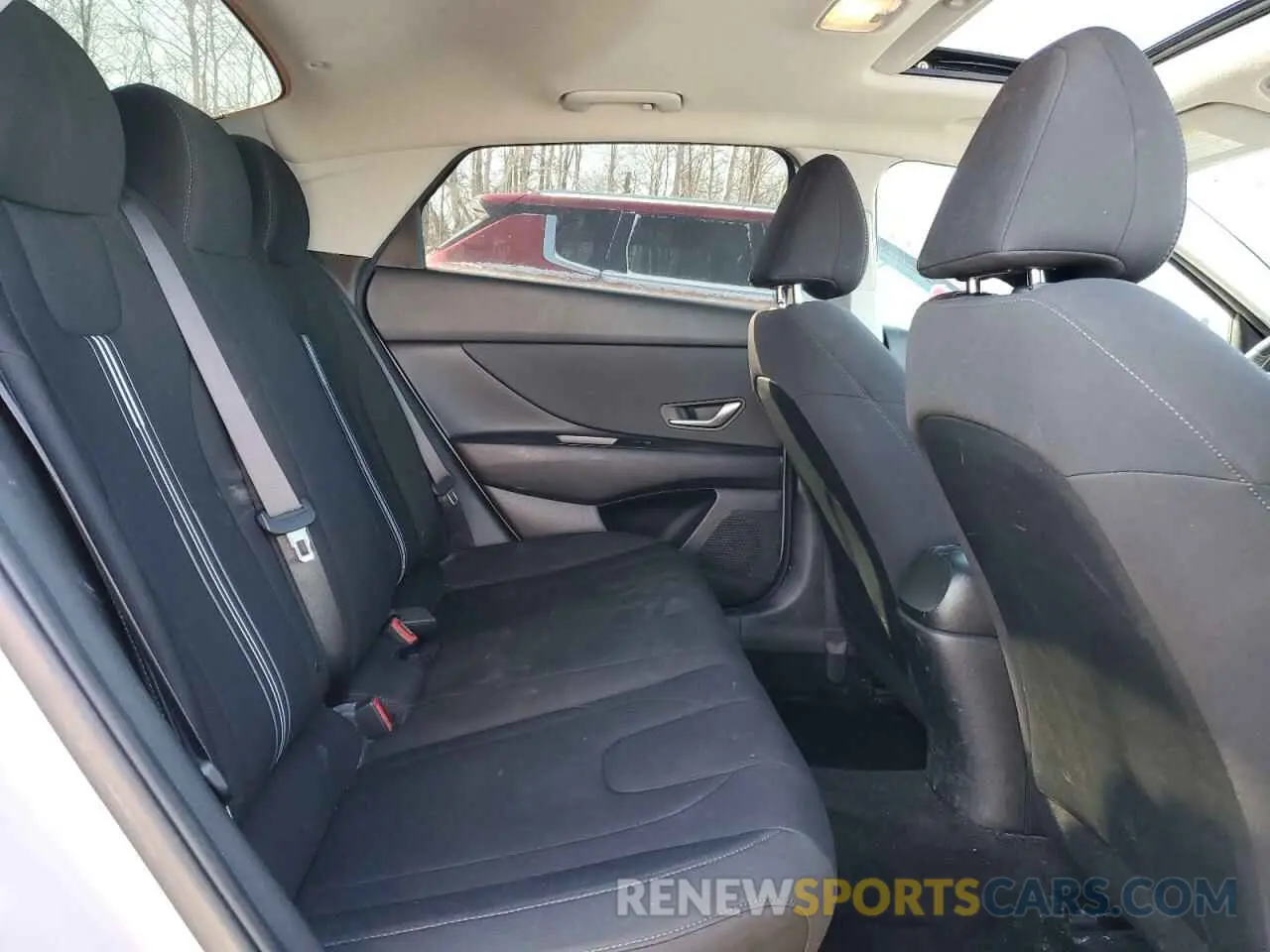 10 Фотография поврежденного автомобиля KMHLM4AG7NU263280 HYUNDAI ELANTRA 2022