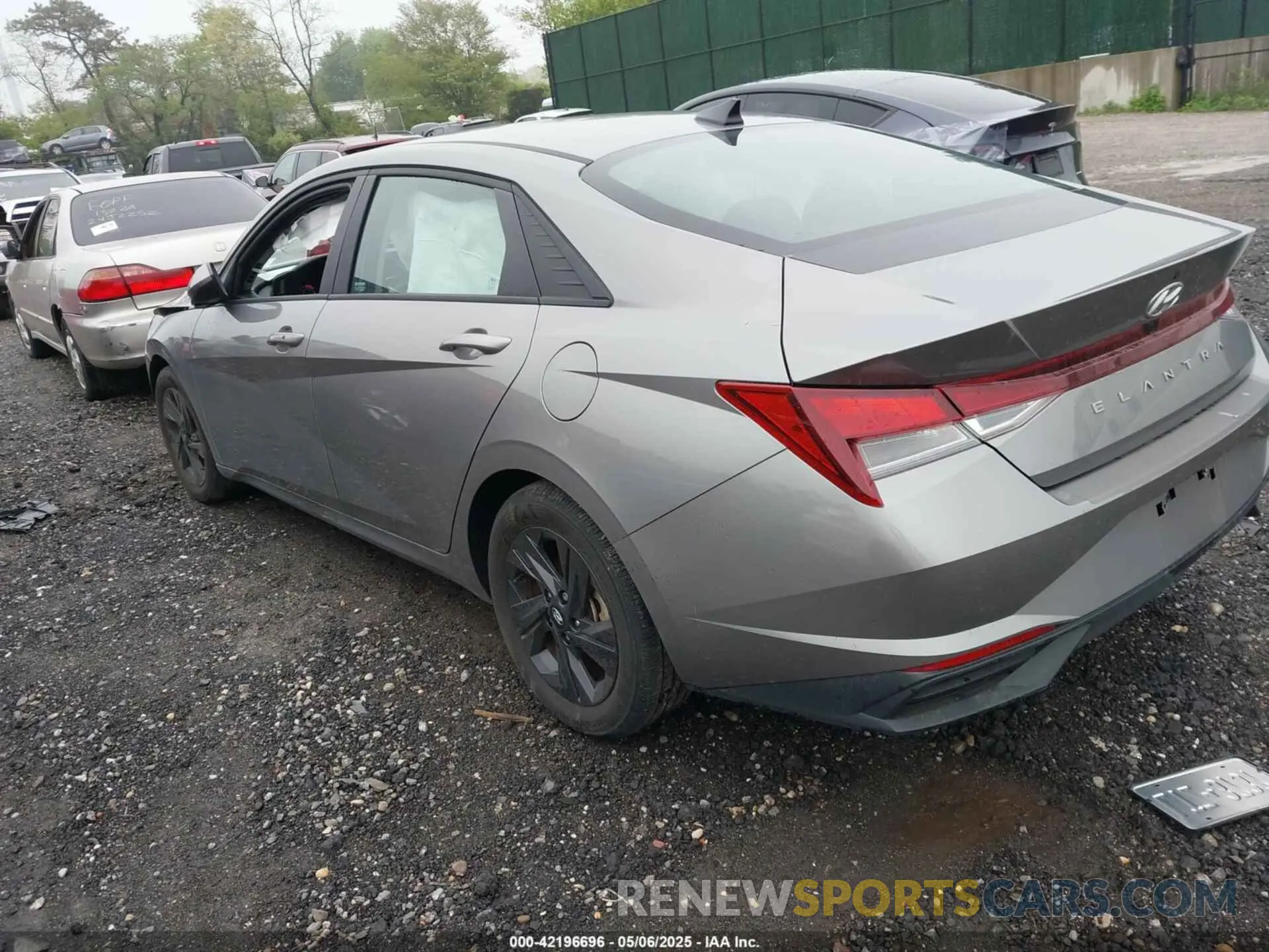 3 Фотография поврежденного автомобиля KMHLM4AG8NU286454 HYUNDAI ELANTRA 2022