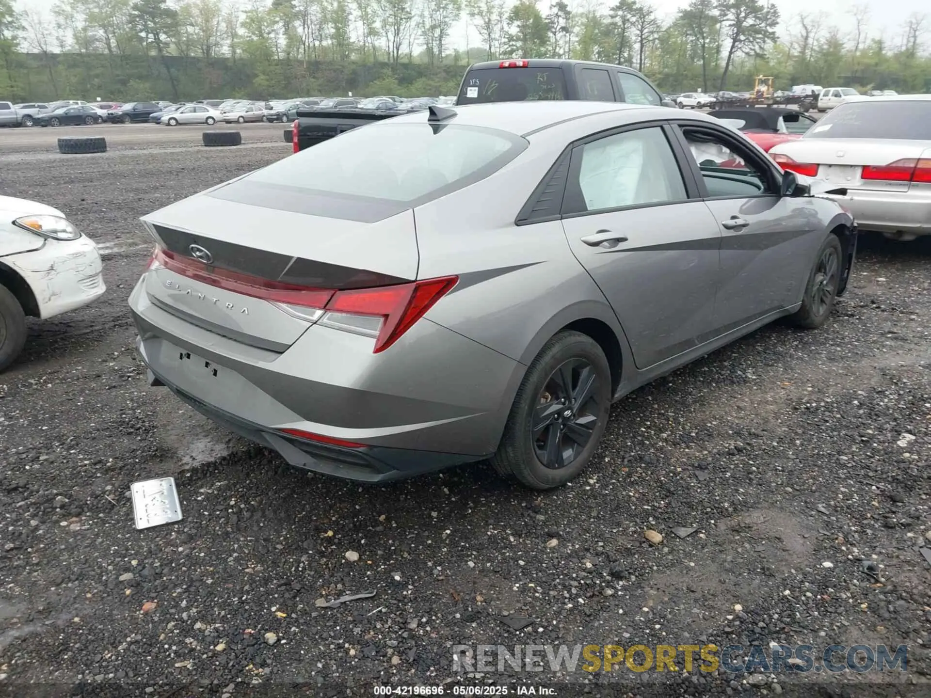 4 Фотография поврежденного автомобиля KMHLM4AG8NU286454 HYUNDAI ELANTRA 2022