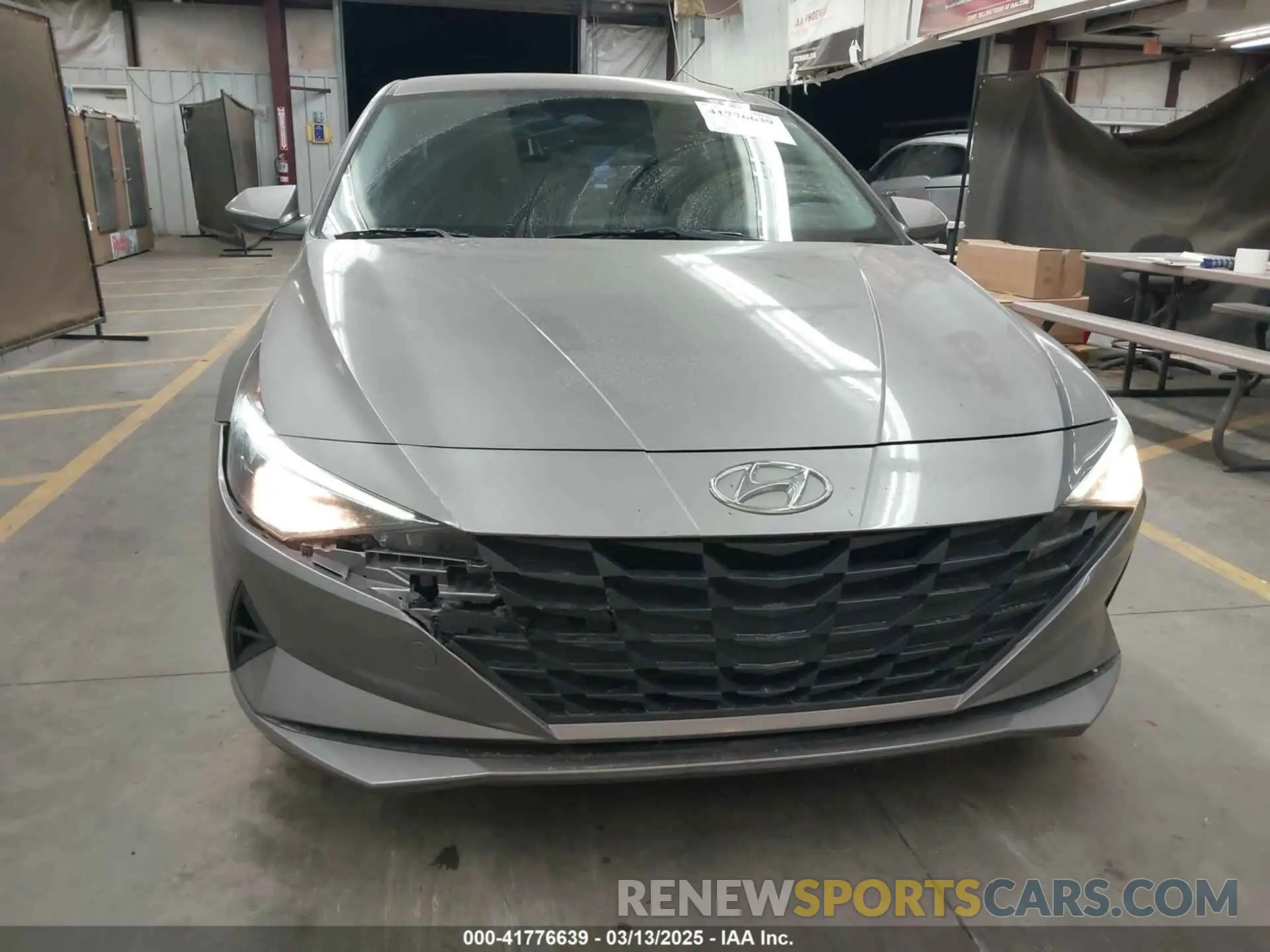 13 Photograph of a damaged car KMHLM4AG9NU271624 HYUNDAI ELANTRA 2022