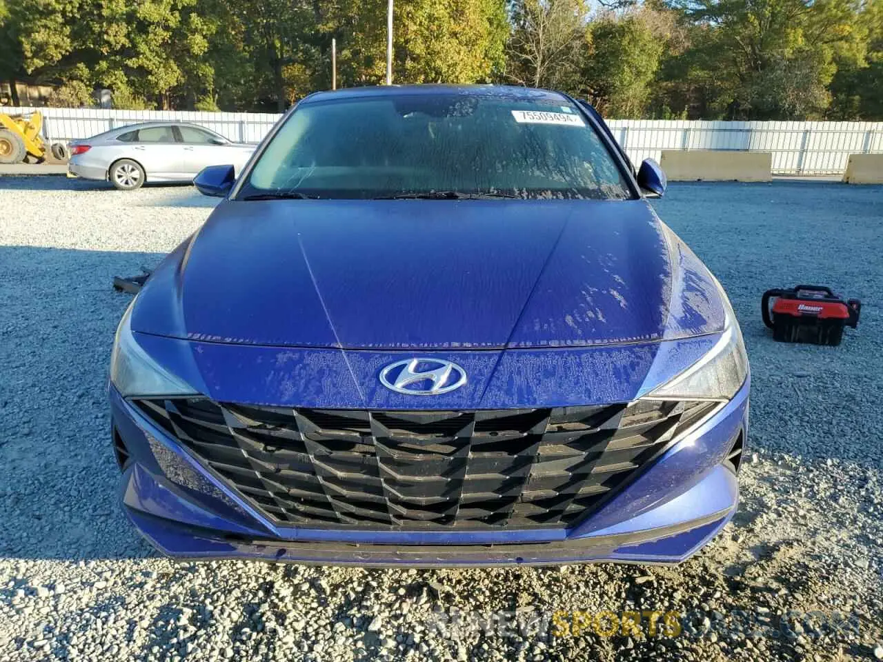 5 Photograph of a damaged car KMHLM4AG9NU321406 HYUNDAI ELANTRA 2022