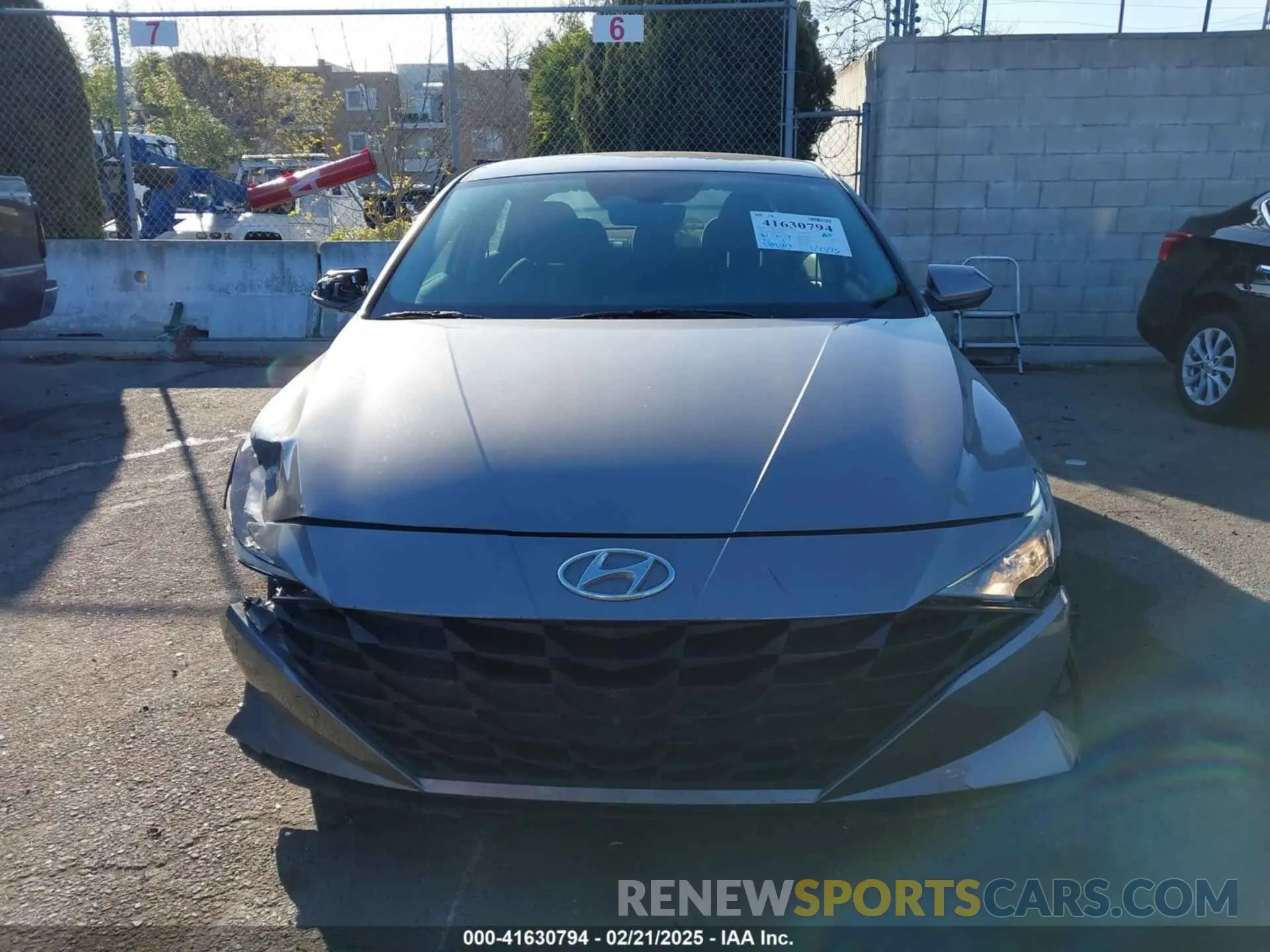 13 Фотография поврежденного автомобиля KMHLM4AG9NU322152 HYUNDAI ELANTRA 2022