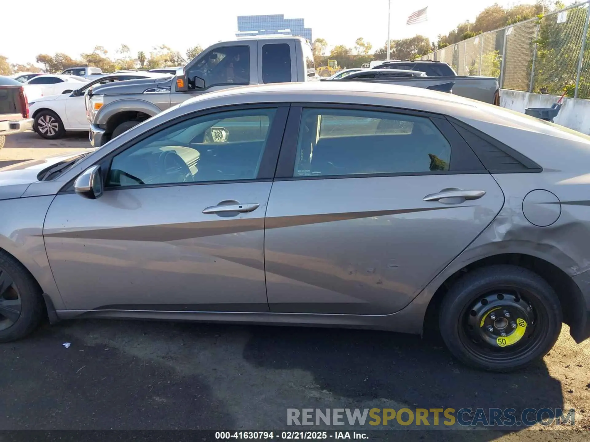 15 Фотография поврежденного автомобиля KMHLM4AG9NU322152 HYUNDAI ELANTRA 2022