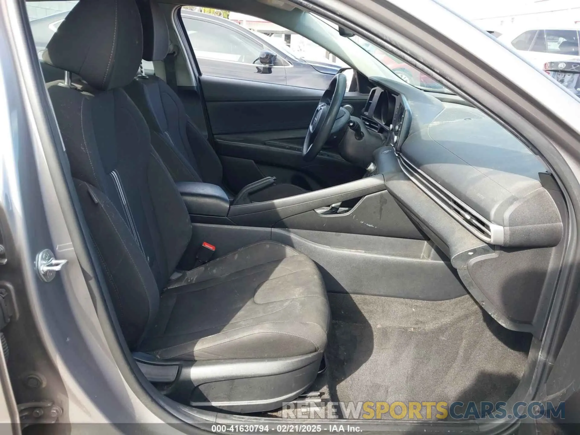 5 Фотография поврежденного автомобиля KMHLM4AG9NU322152 HYUNDAI ELANTRA 2022
