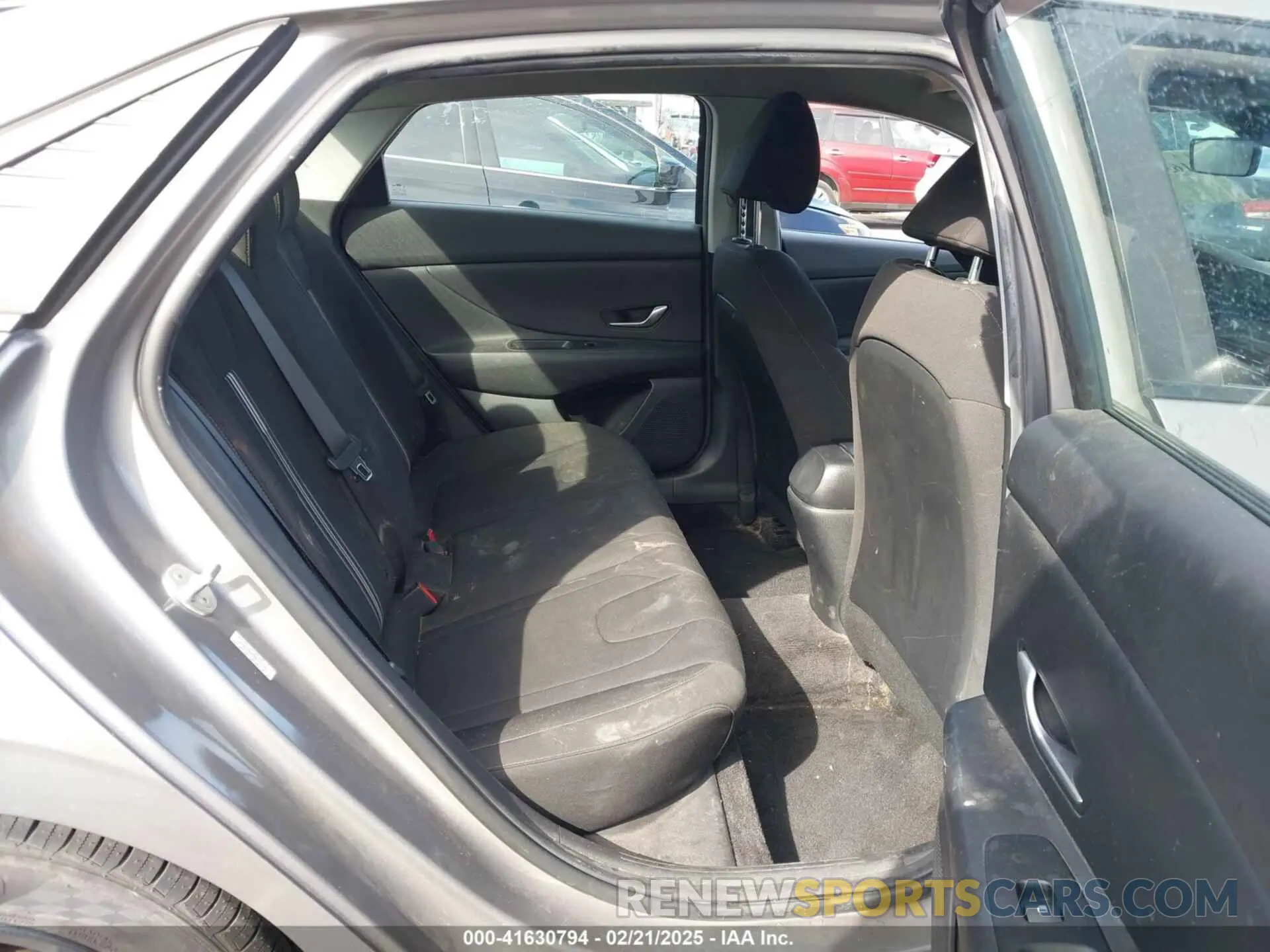 8 Фотография поврежденного автомобиля KMHLM4AG9NU322152 HYUNDAI ELANTRA 2022