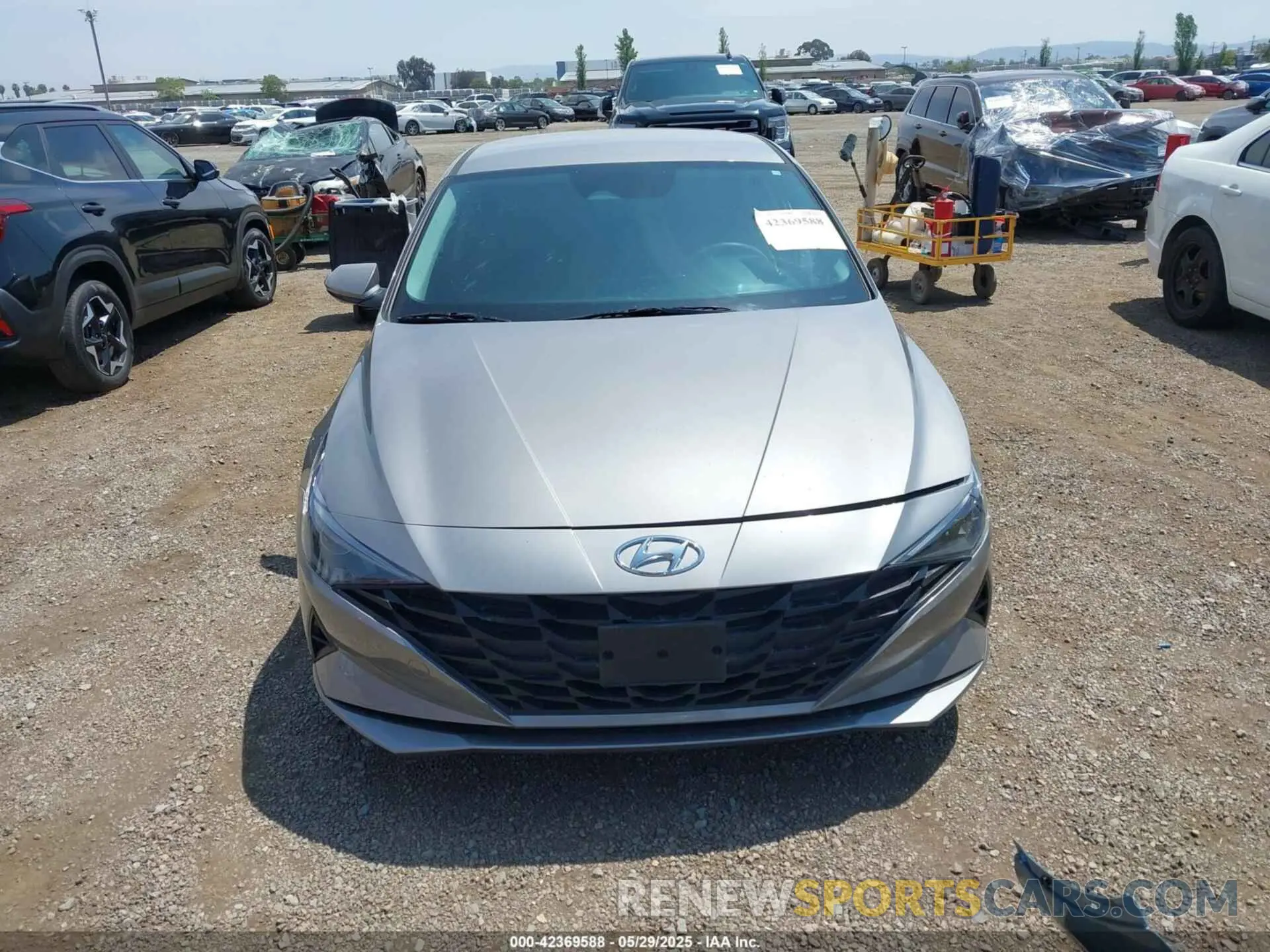 13 Photograph of a damaged car KMHLM4AGXNU301973 HYUNDAI ELANTRA 2022