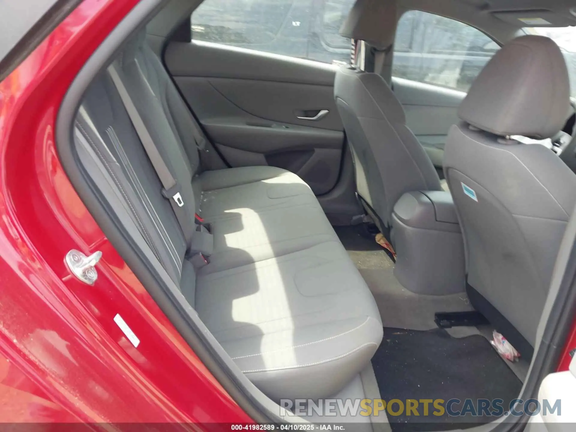 8 Photograph of a damaged car KMHLM4AGXNU310804 HYUNDAI ELANTRA 2022