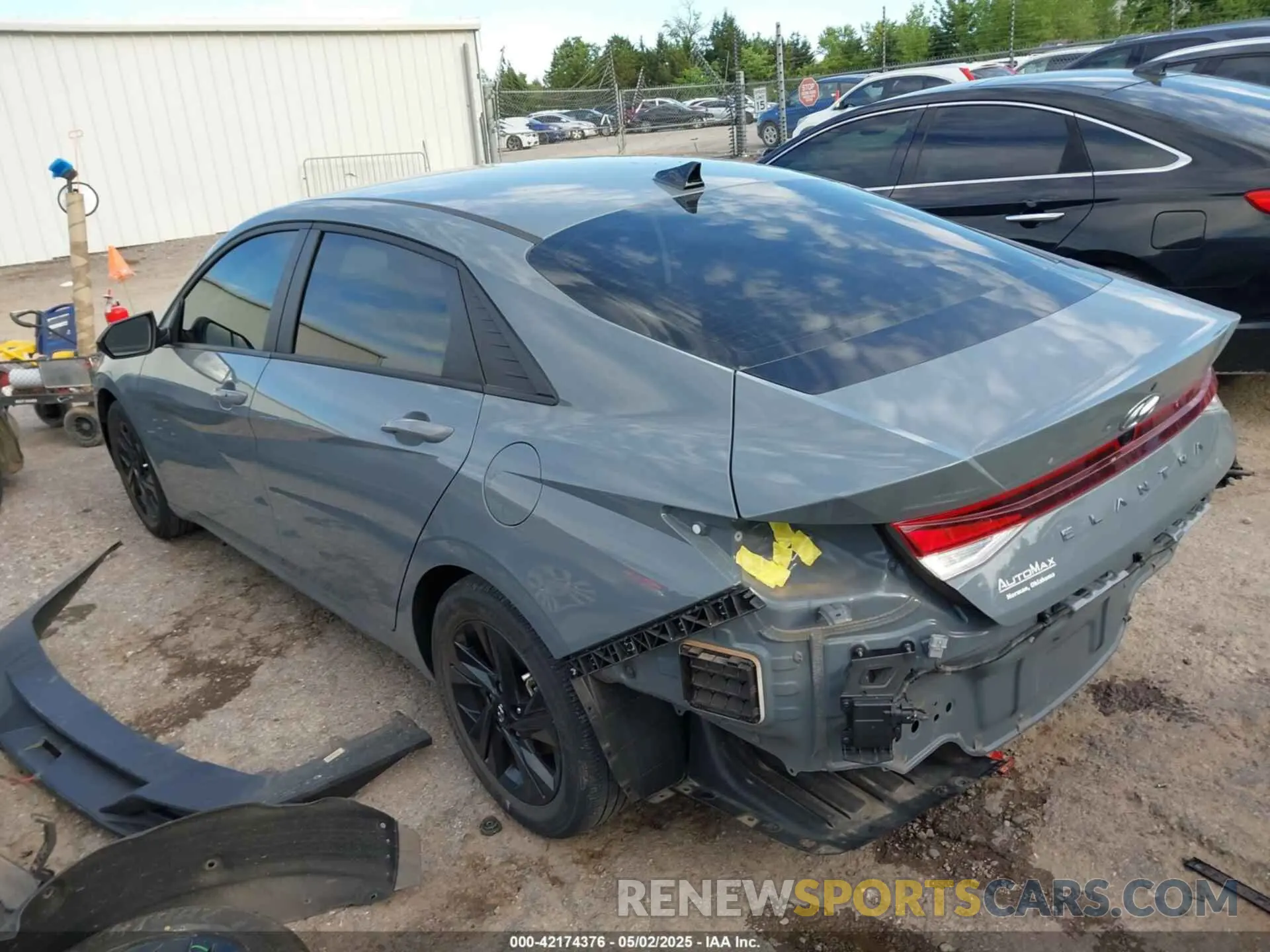 3 Photograph of a damaged car KMHLM4AGXNU318692 HYUNDAI ELANTRA 2022