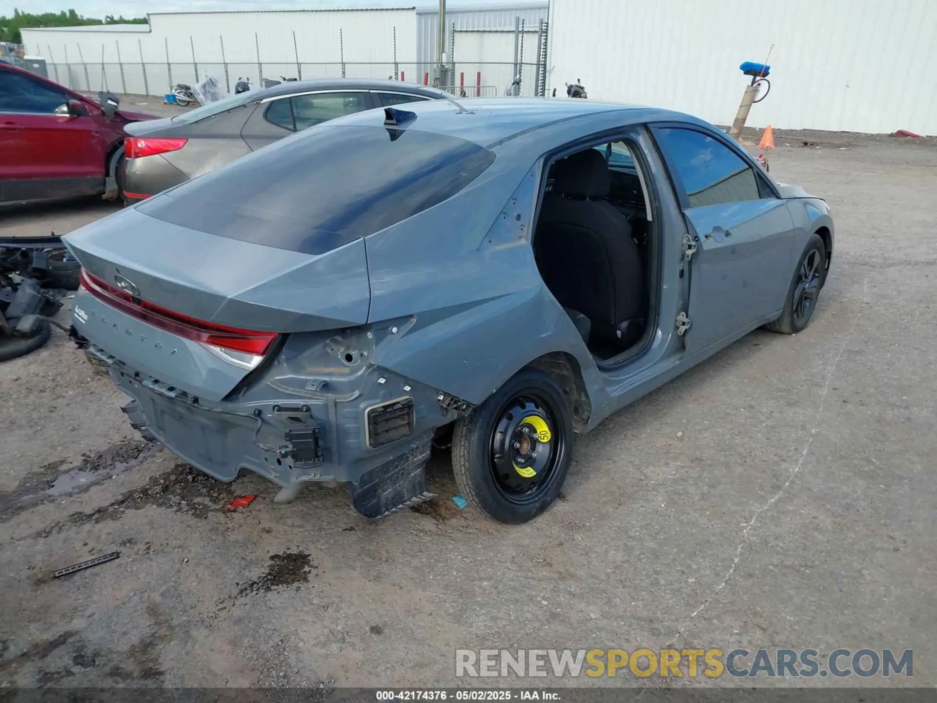 4 Photograph of a damaged car KMHLM4AGXNU318692 HYUNDAI ELANTRA 2022