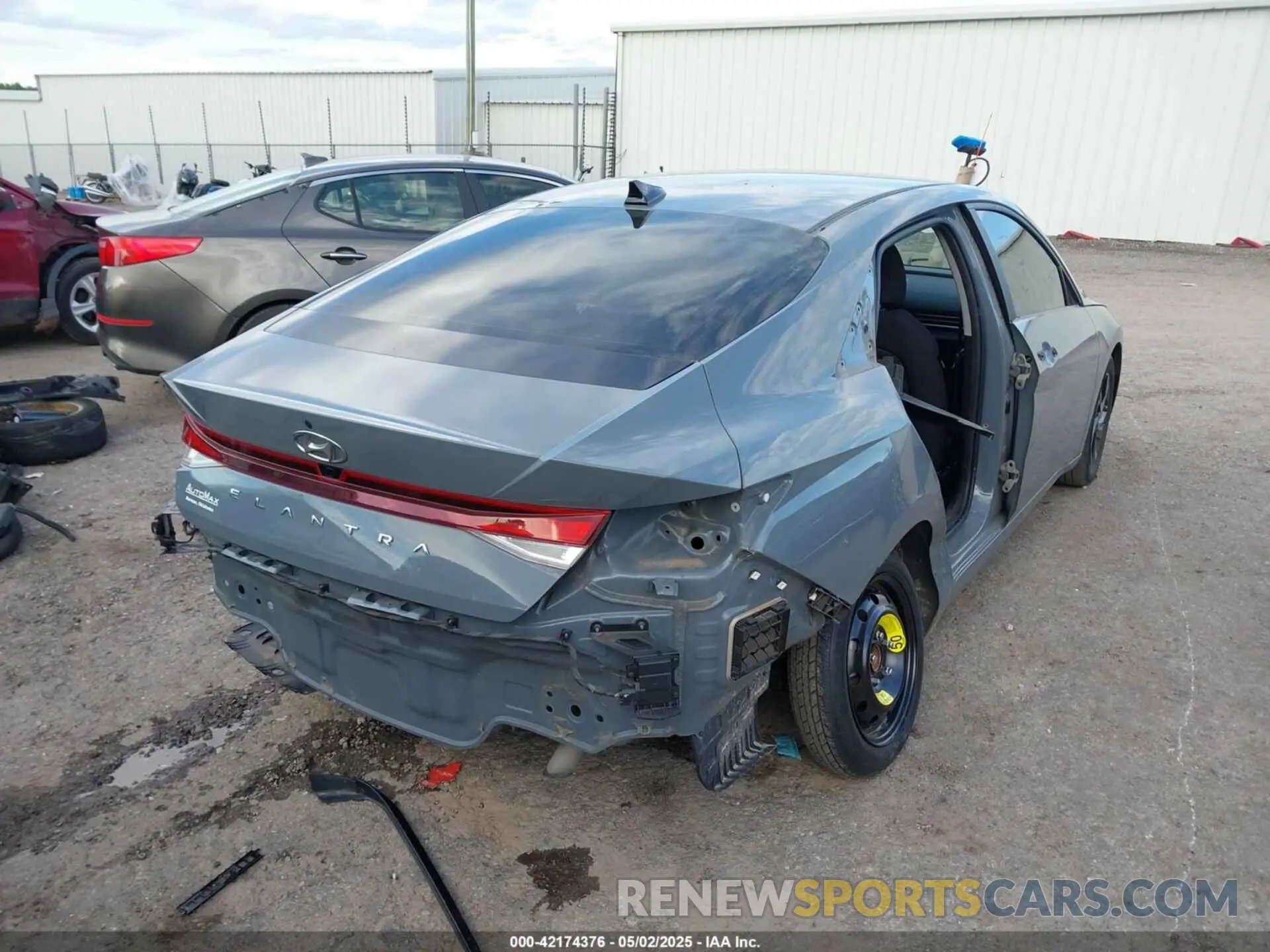 6 Photograph of a damaged car KMHLM4AGXNU318692 HYUNDAI ELANTRA 2022