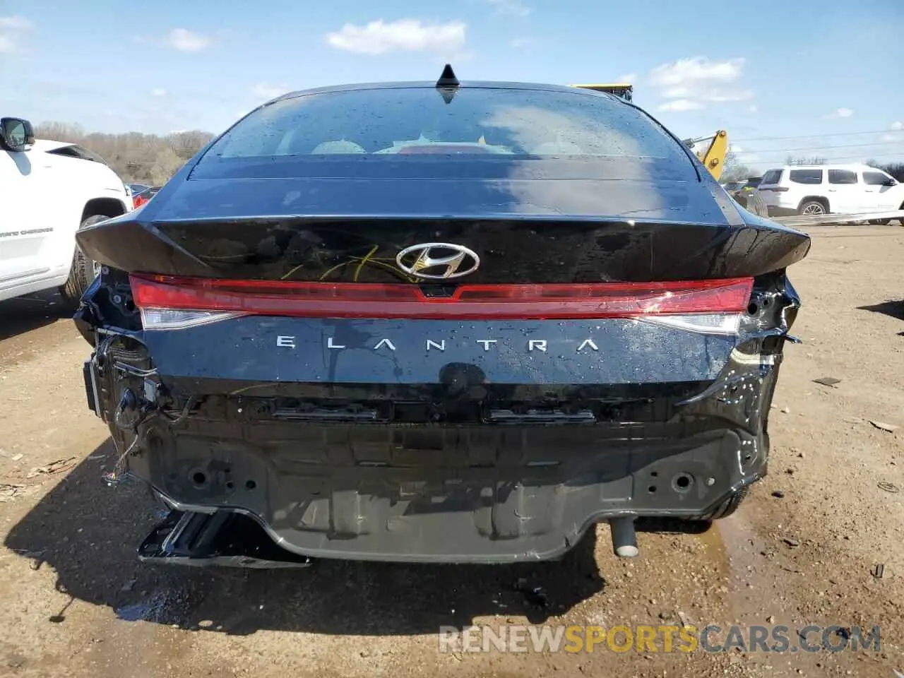 6 Photograph of a damaged car KMHLM4AGXNU357458 HYUNDAI ELANTRA 2022