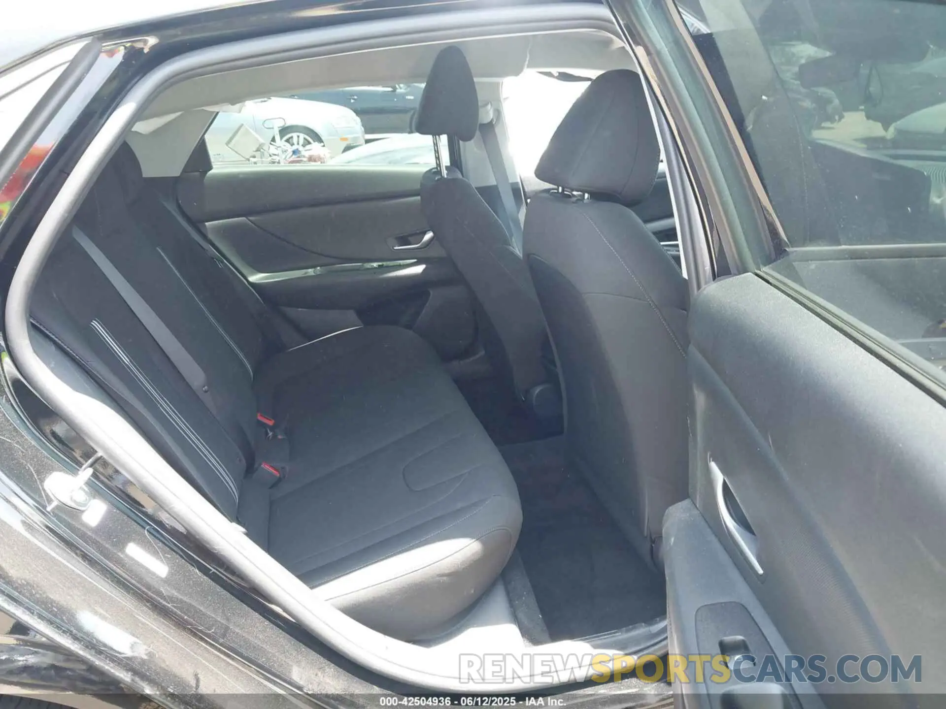 8 Фотография поврежденного автомобиля KMHLM4AGXNU361204 HYUNDAI ELANTRA 2022