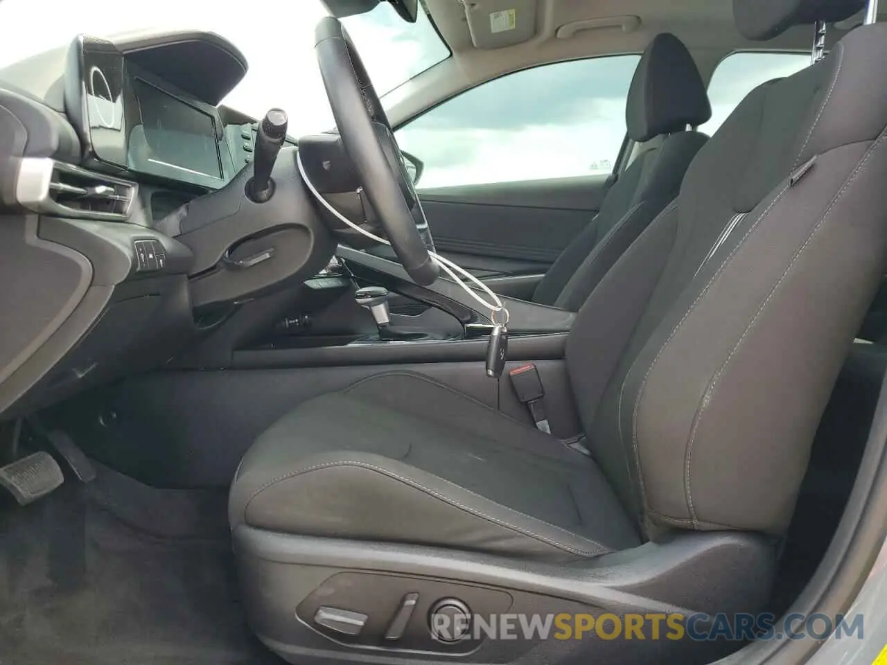 7 Photograph of a damaged car KMHLN4AG3NU352938 HYUNDAI ELANTRA 2022