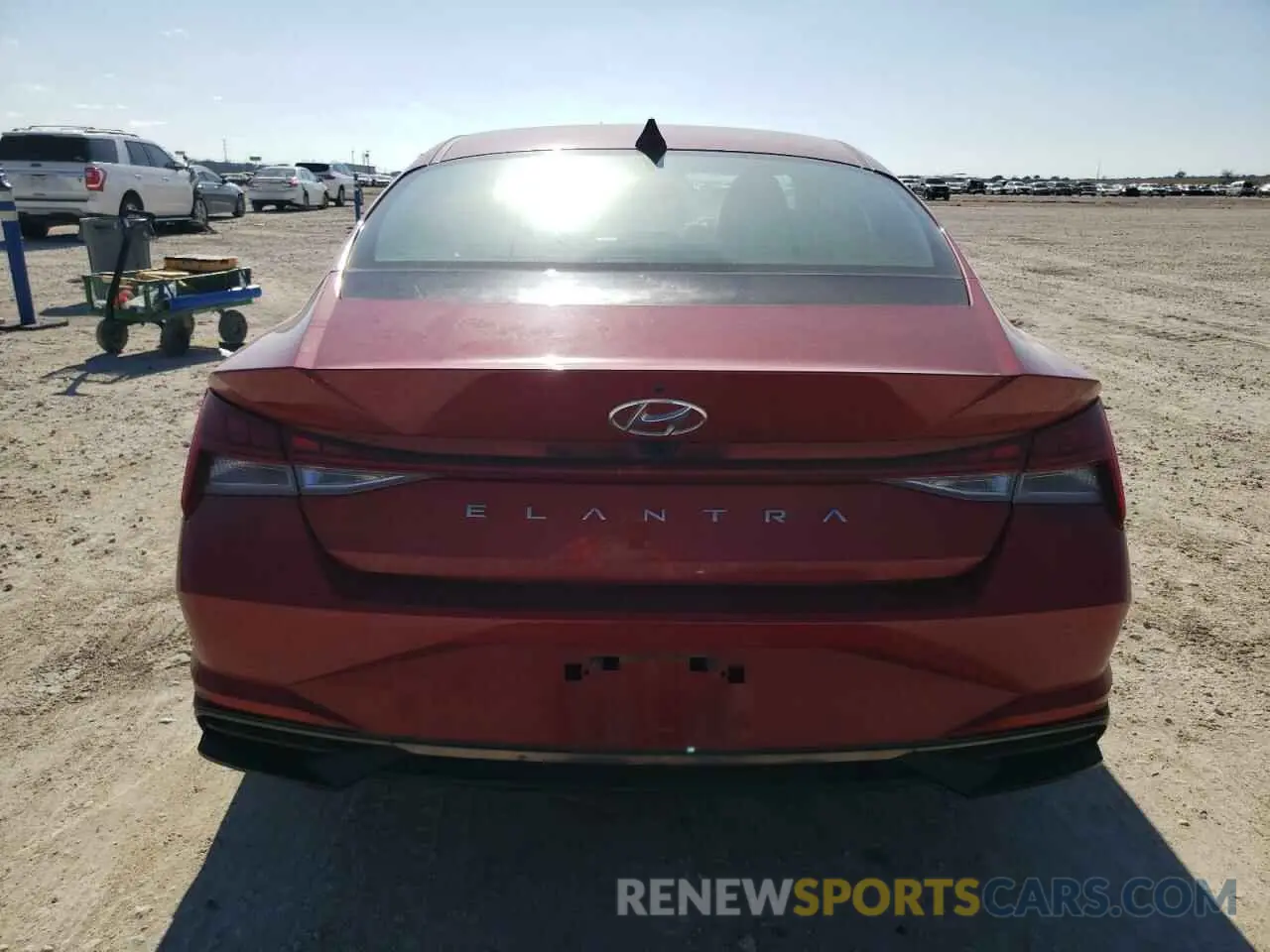 6 Photograph of a damaged car KMHLN4AG4NU363821 HYUNDAI ELANTRA 2022