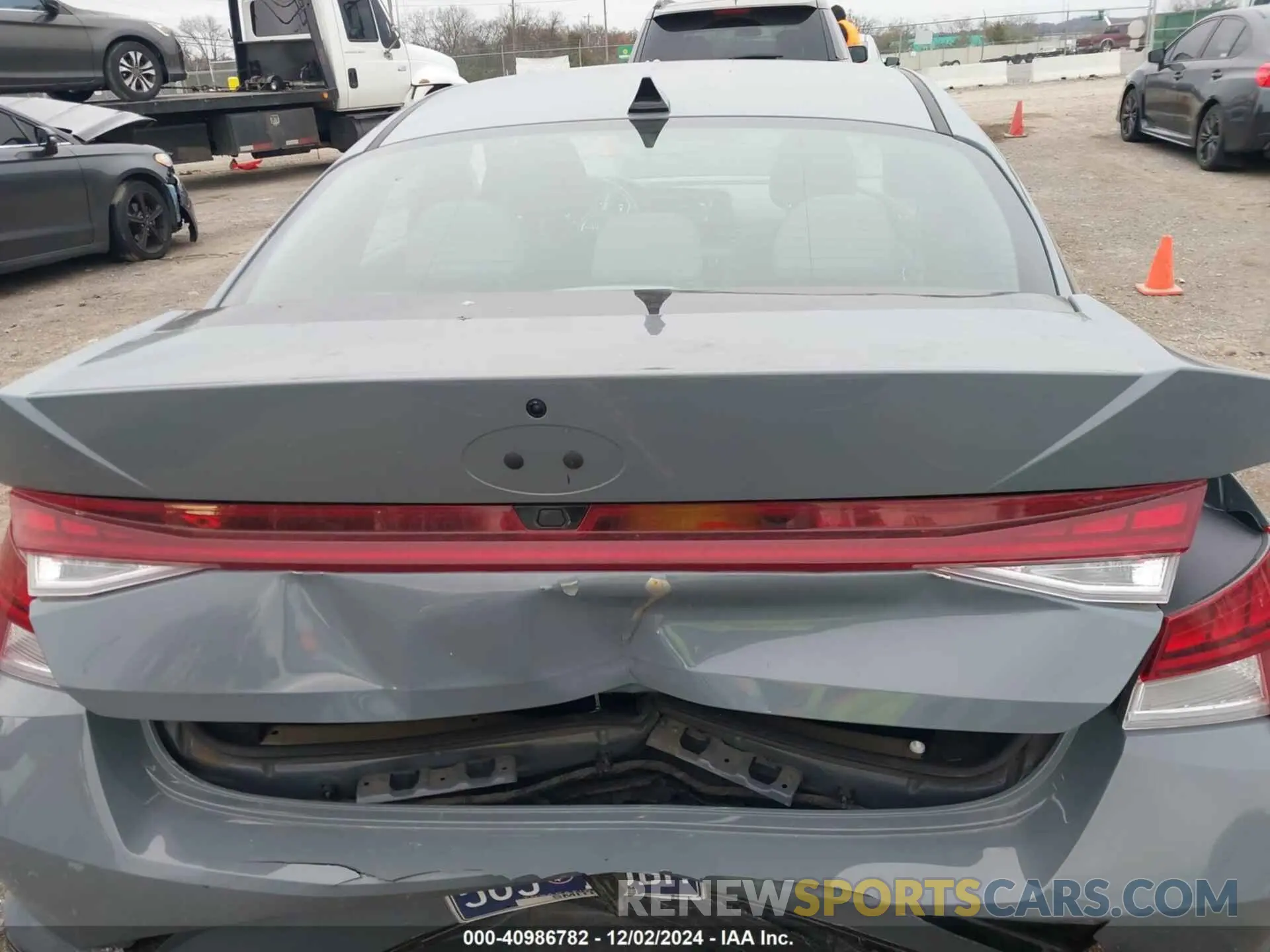 16 Photograph of a damaged car KMHLN4AG9NU365547 HYUNDAI ELANTRA 2022